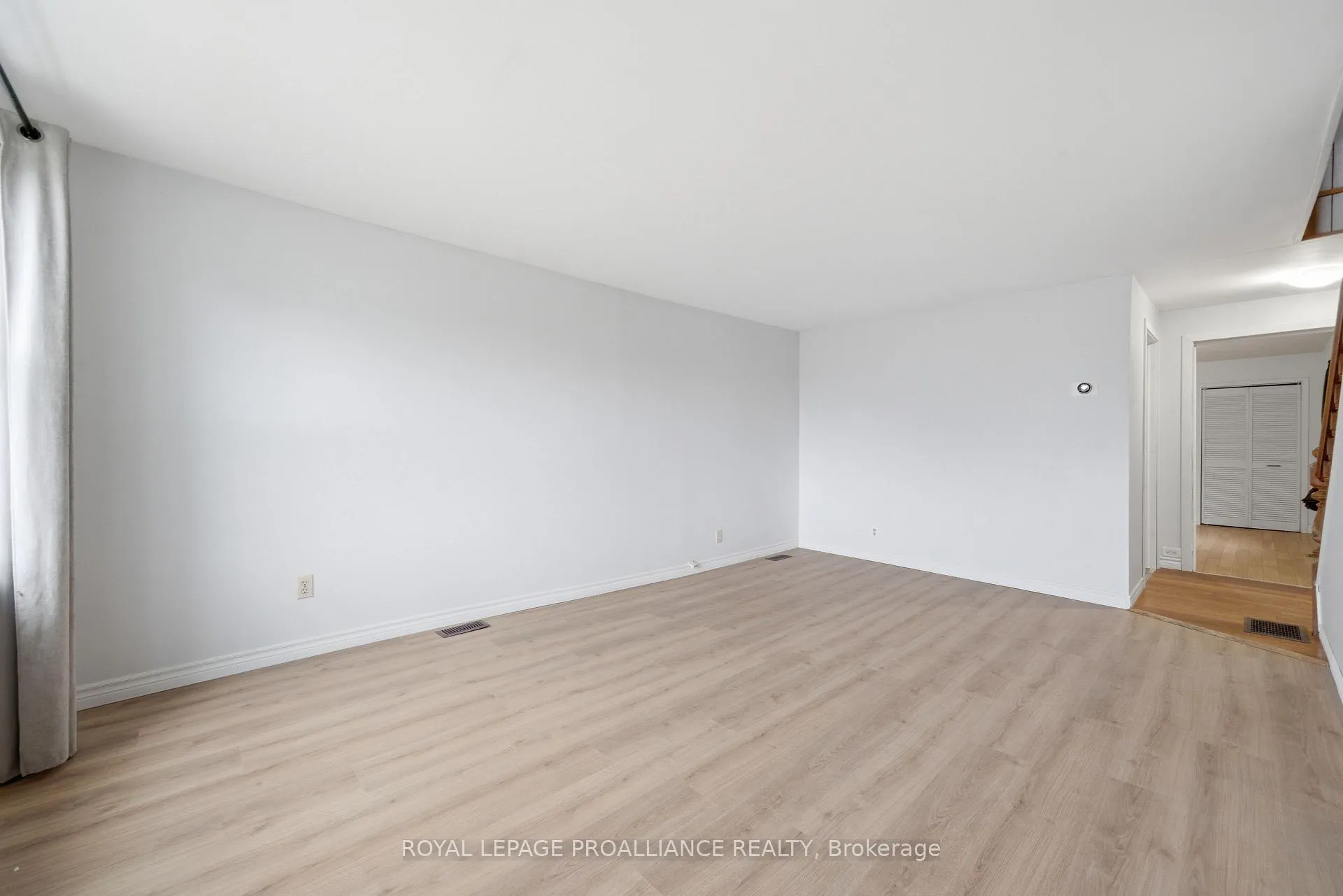 Photo 7 of 58 John Street, Quinte West, Trenton Ward — HOMEH