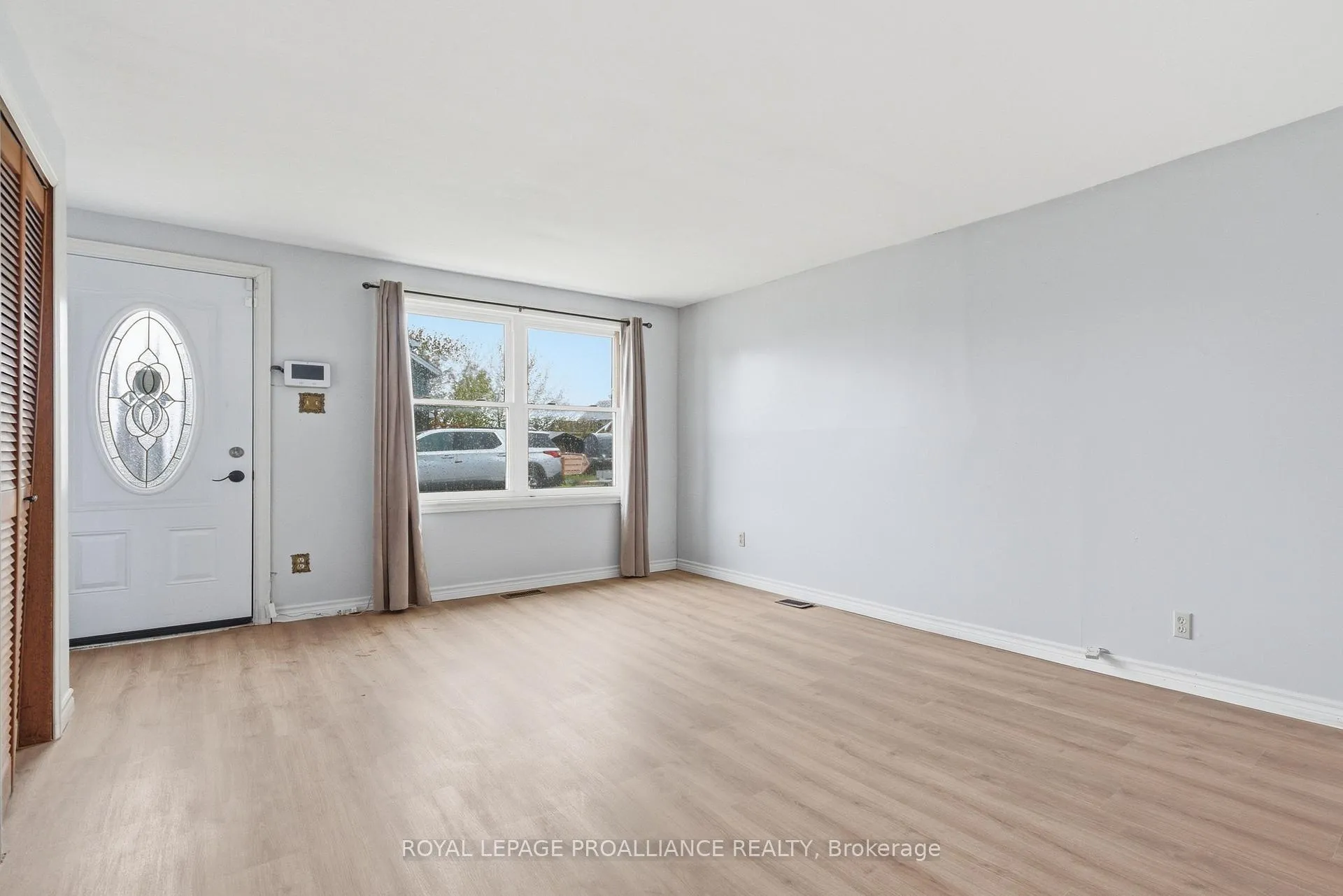 Photo 9 of 58 John Street, Quinte West, Trenton Ward — HOMEH