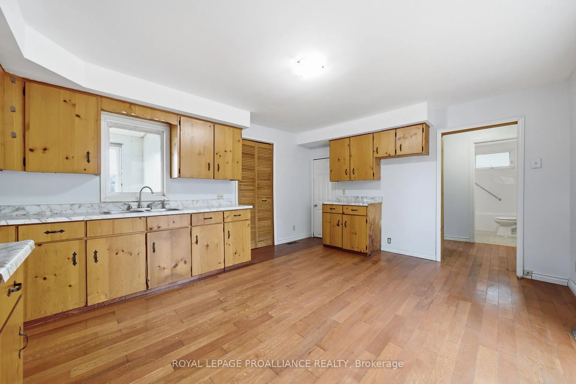Photo 17 of 58 John Street, Quinte West, Trenton Ward — HOMEH