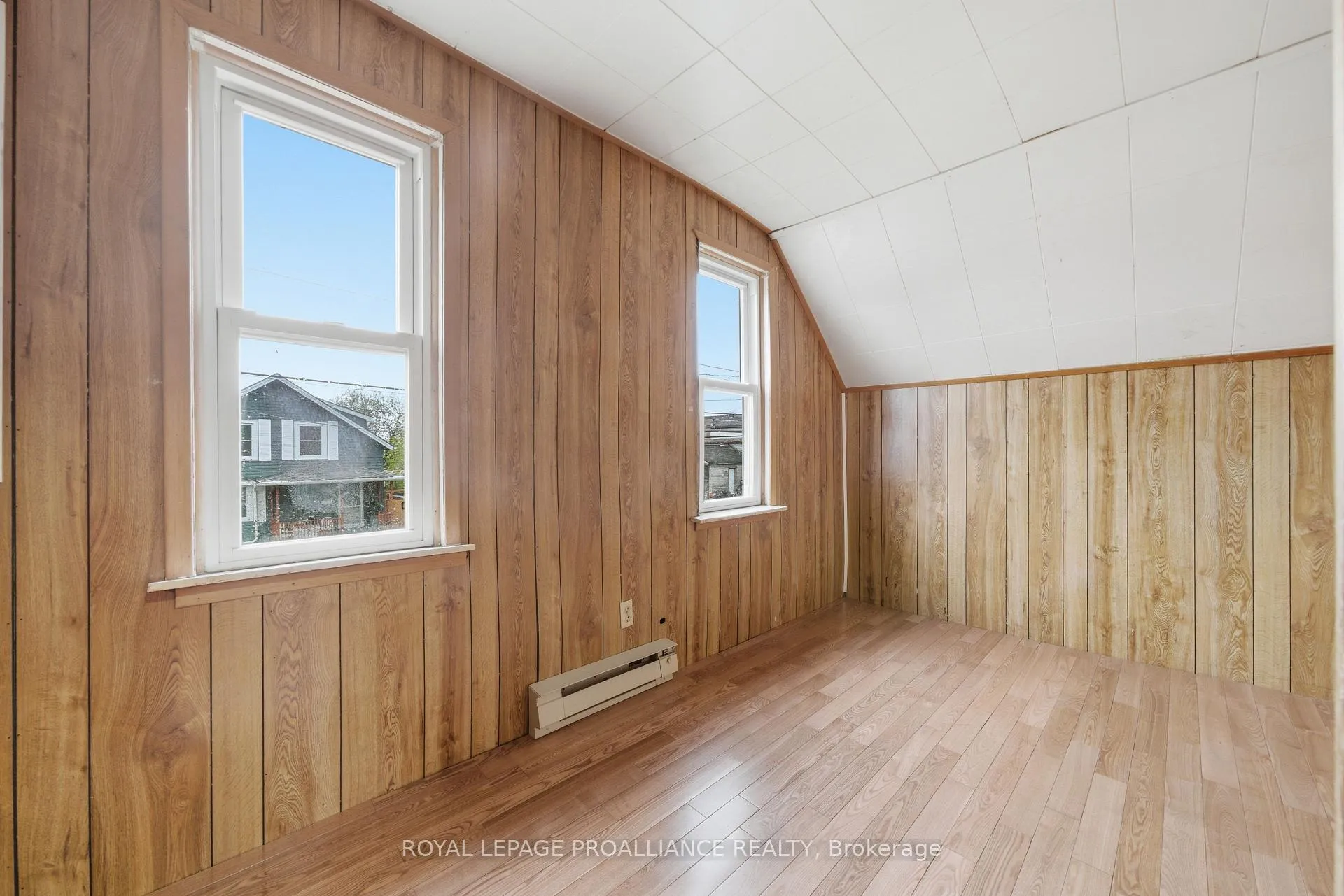Photo 18 of 58 John Street, Quinte West, Trenton Ward — HOMEH