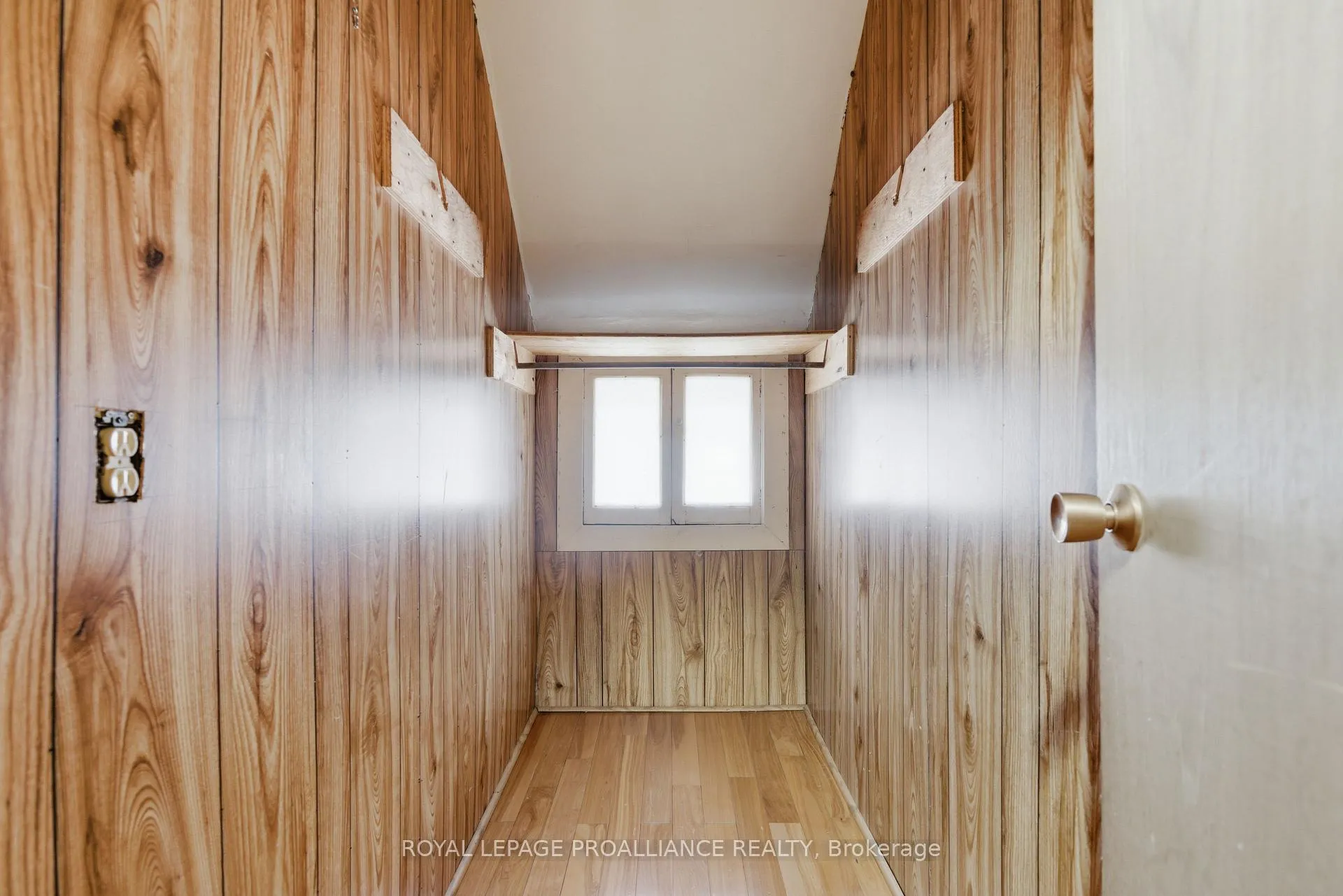 Photo 20 of 58 John Street, Quinte West, Trenton Ward — HOMEH