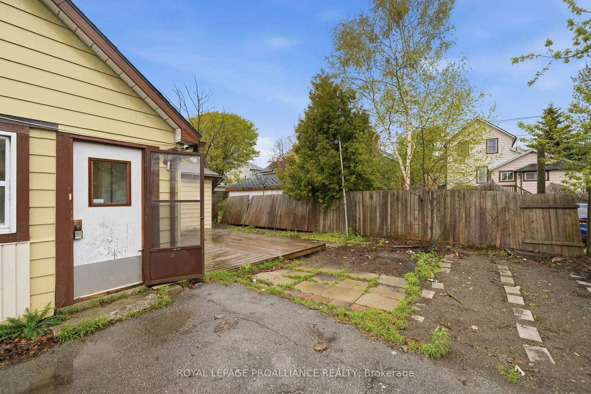 Photo 27 of 58 John Street, Quinte West, Trenton Ward — HOMEH