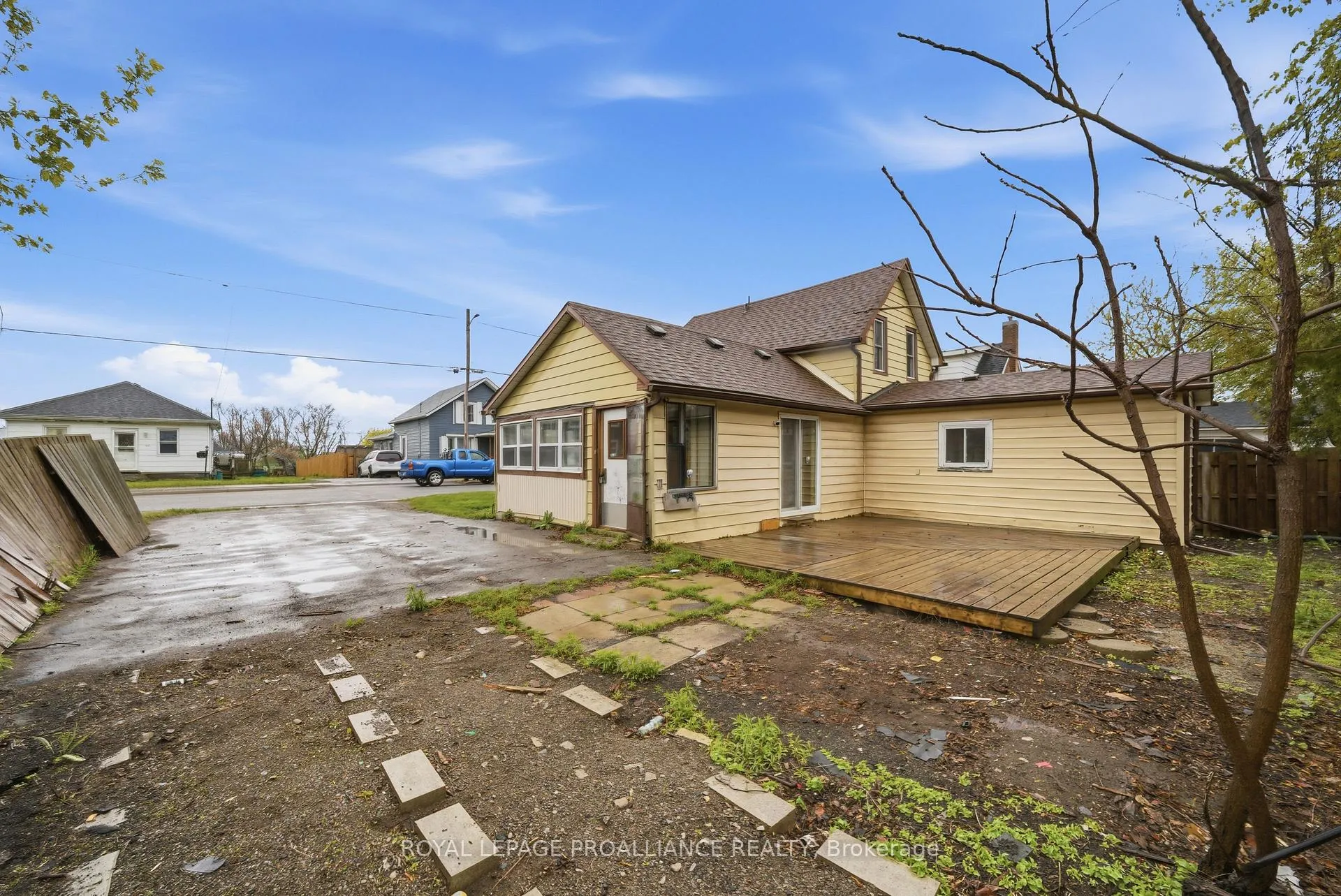 Photo 30 of 58 John Street, Quinte West, Trenton Ward — HOMEH