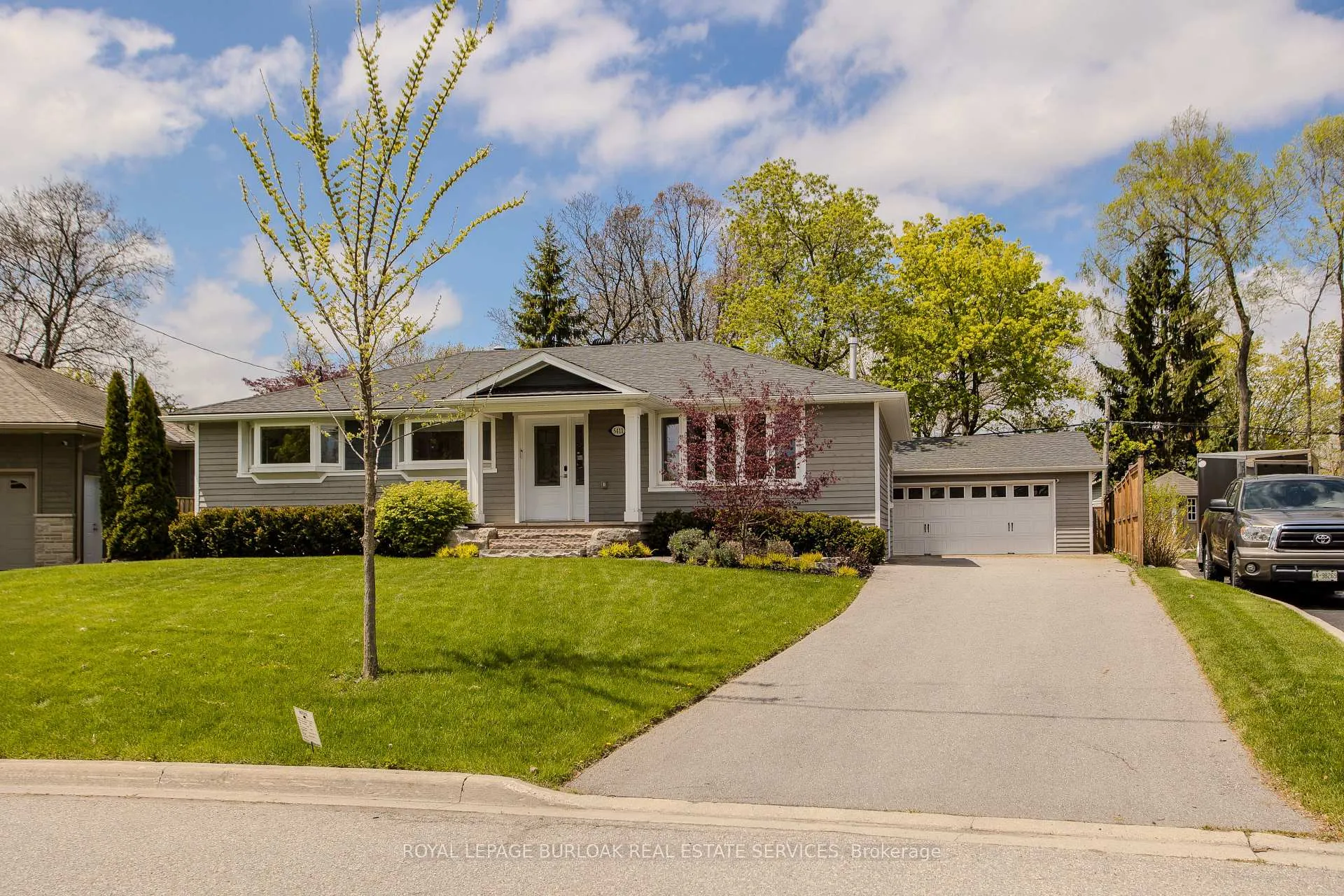 Photo 1 of 5411 Cornwall Crescent, Burlington, Appleby — HOMEH