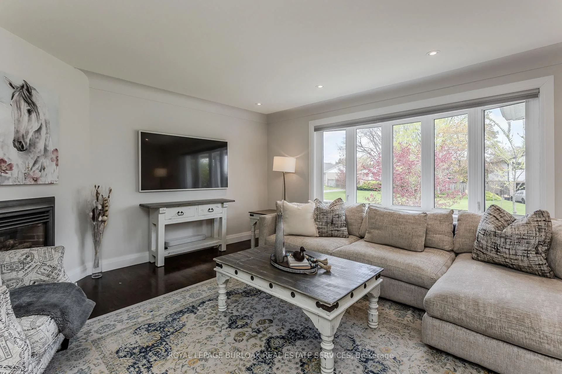 Photo 8 of 5411 Cornwall Crescent, Burlington, Appleby — HOMEH