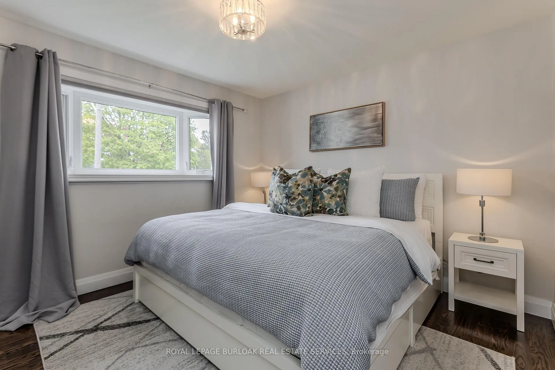 Photo 14 of 5411 Cornwall Crescent, Burlington, Appleby — HOMEH