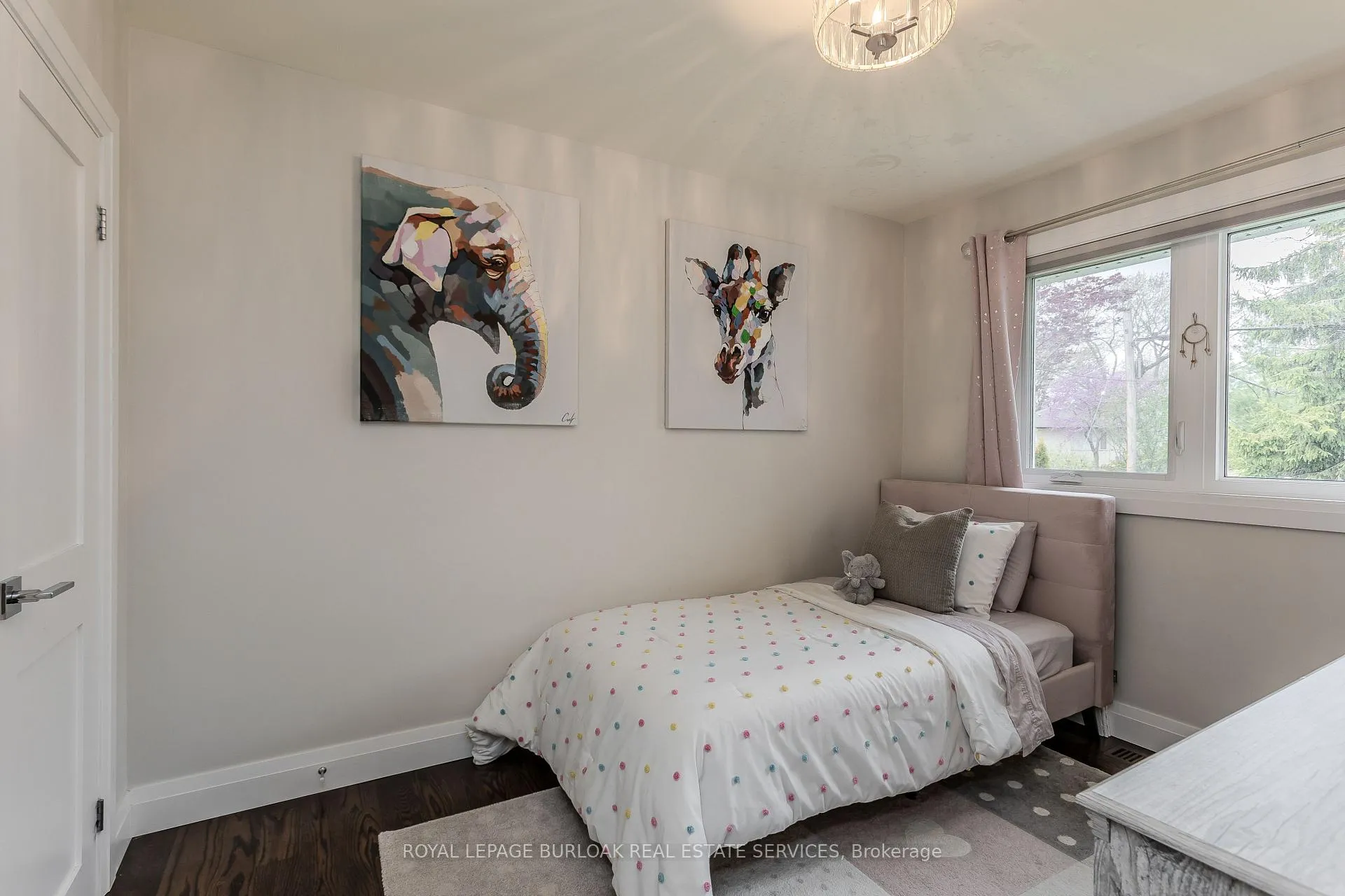 Photo 15 of 5411 Cornwall Crescent, Burlington, Appleby — HOMEH