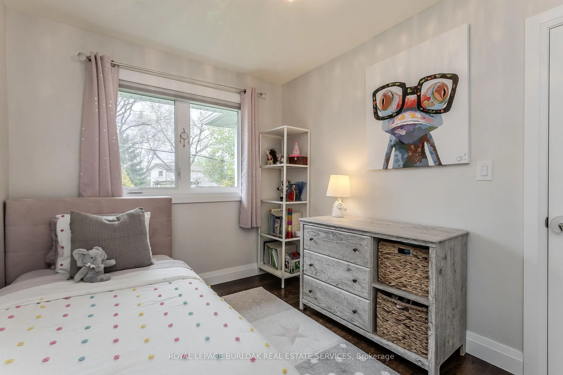 Photo 16 of 5411 Cornwall Crescent, Burlington, Appleby — HOMEH