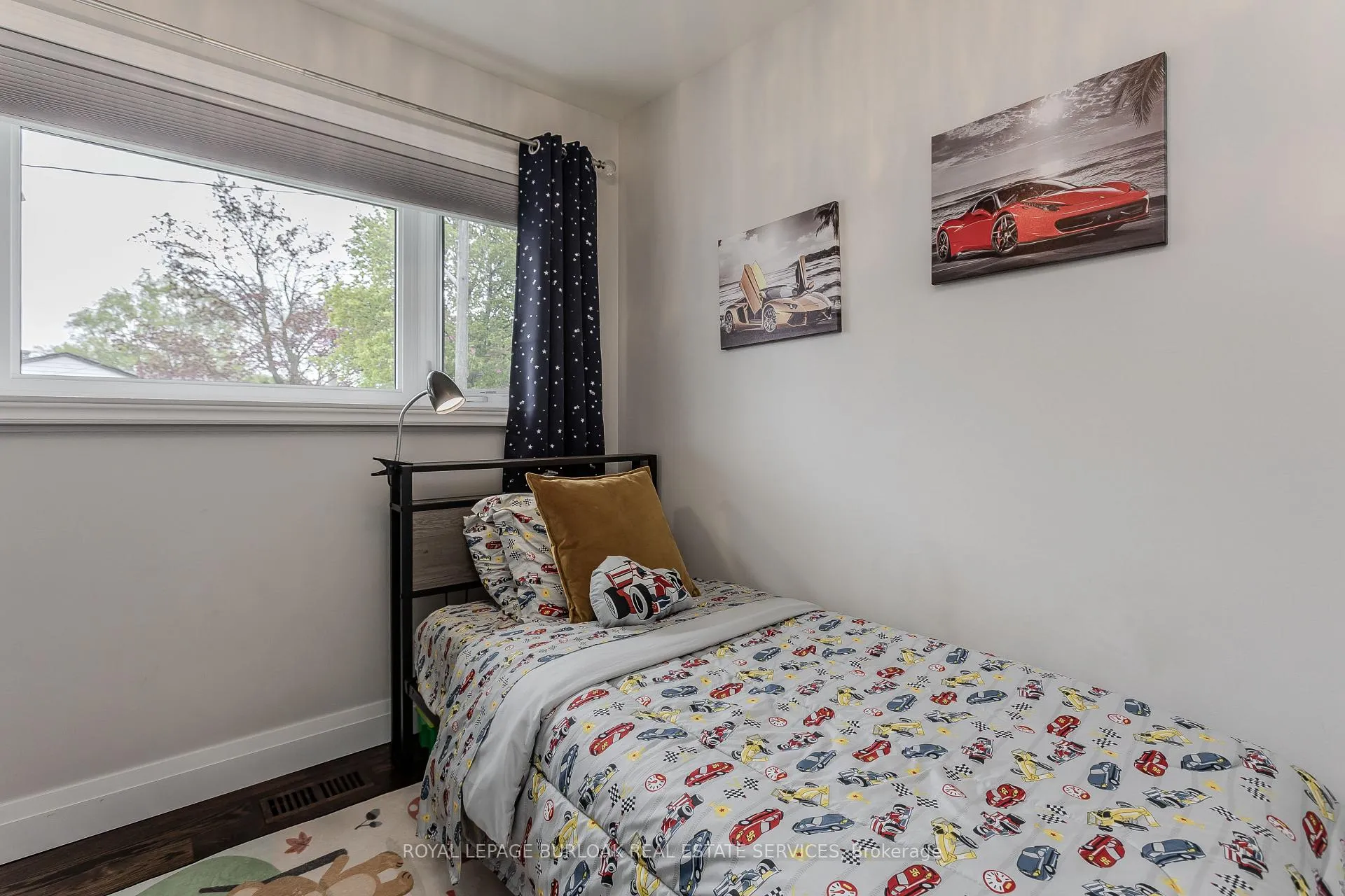 Photo 20 of 5411 Cornwall Crescent, Burlington, Appleby — HOMEH