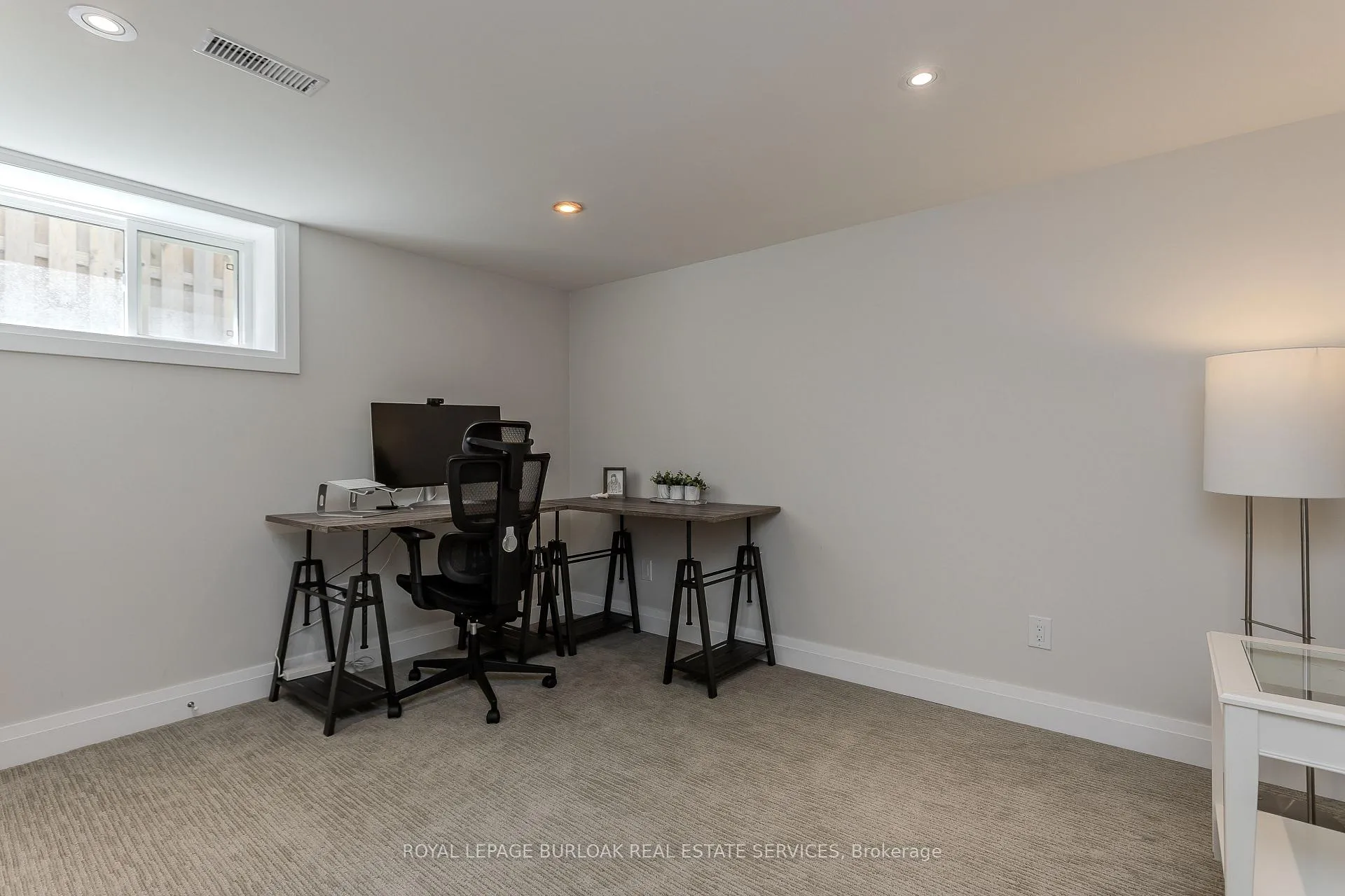 Photo 23 of 5411 Cornwall Crescent, Burlington, Appleby — HOMEH