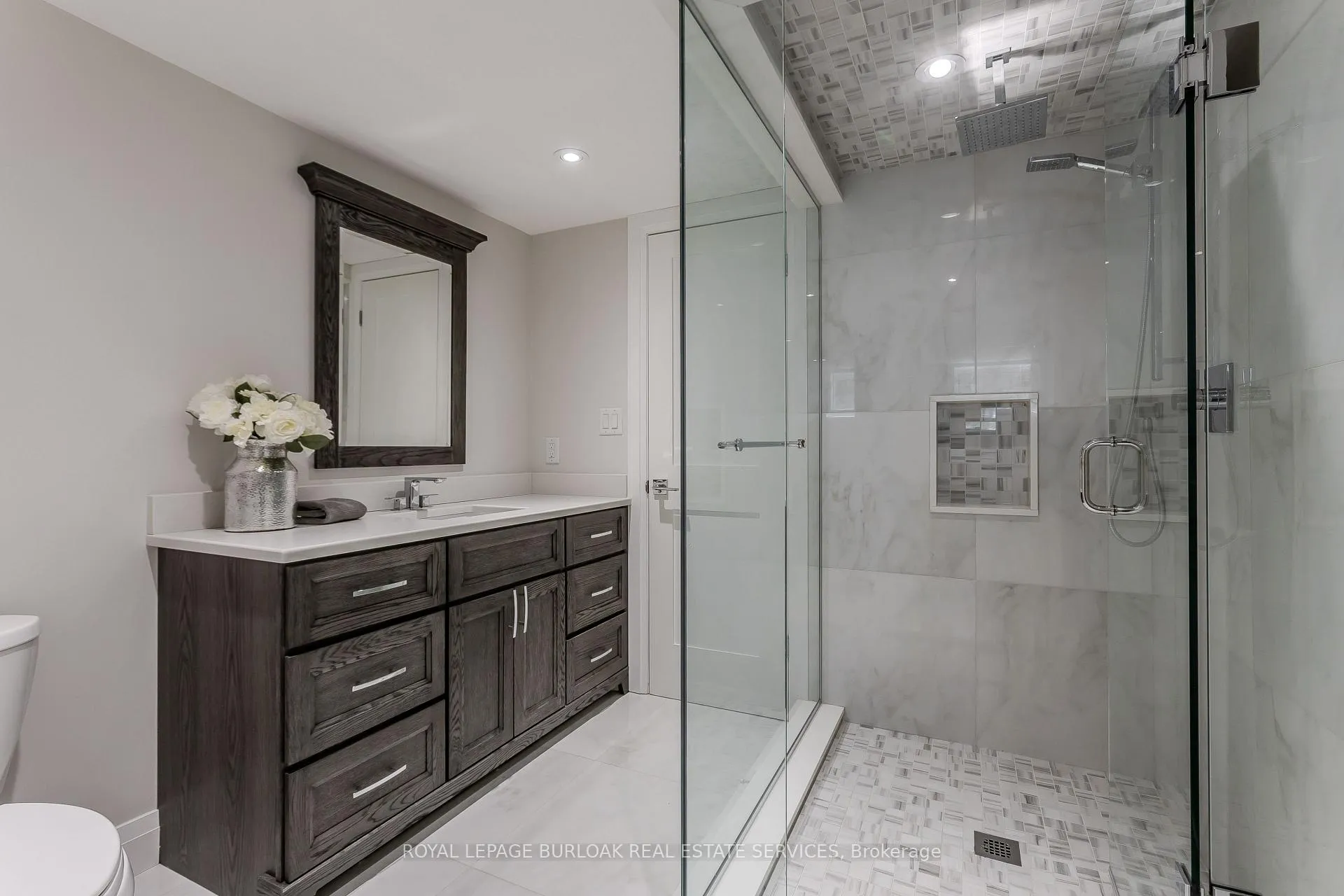Photo 24 of 5411 Cornwall Crescent, Burlington, Appleby — HOMEH