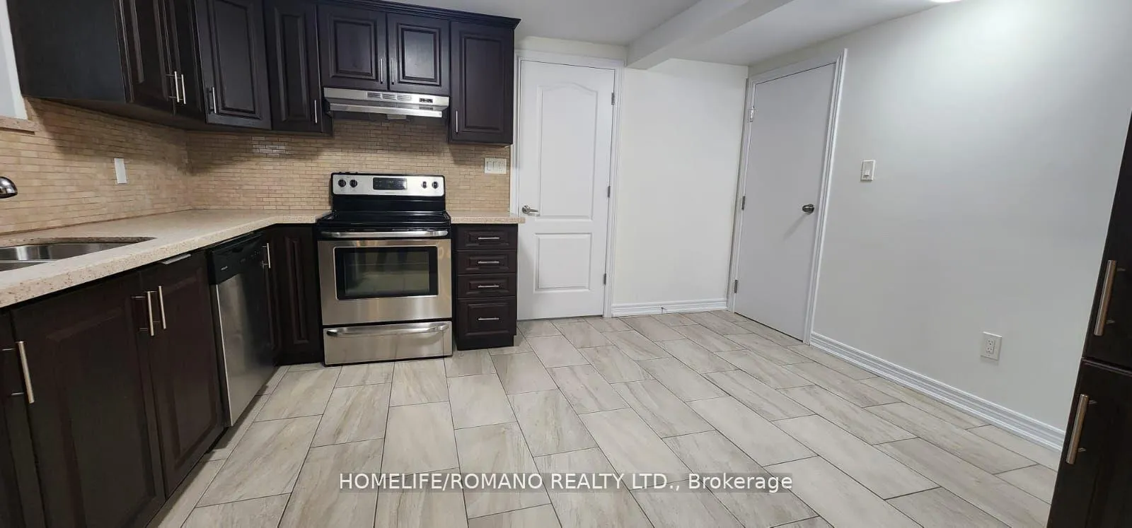 Photo 7 of Unit C, 177 Robina Avenue, Toronto, Oakwood Village — HOMEH