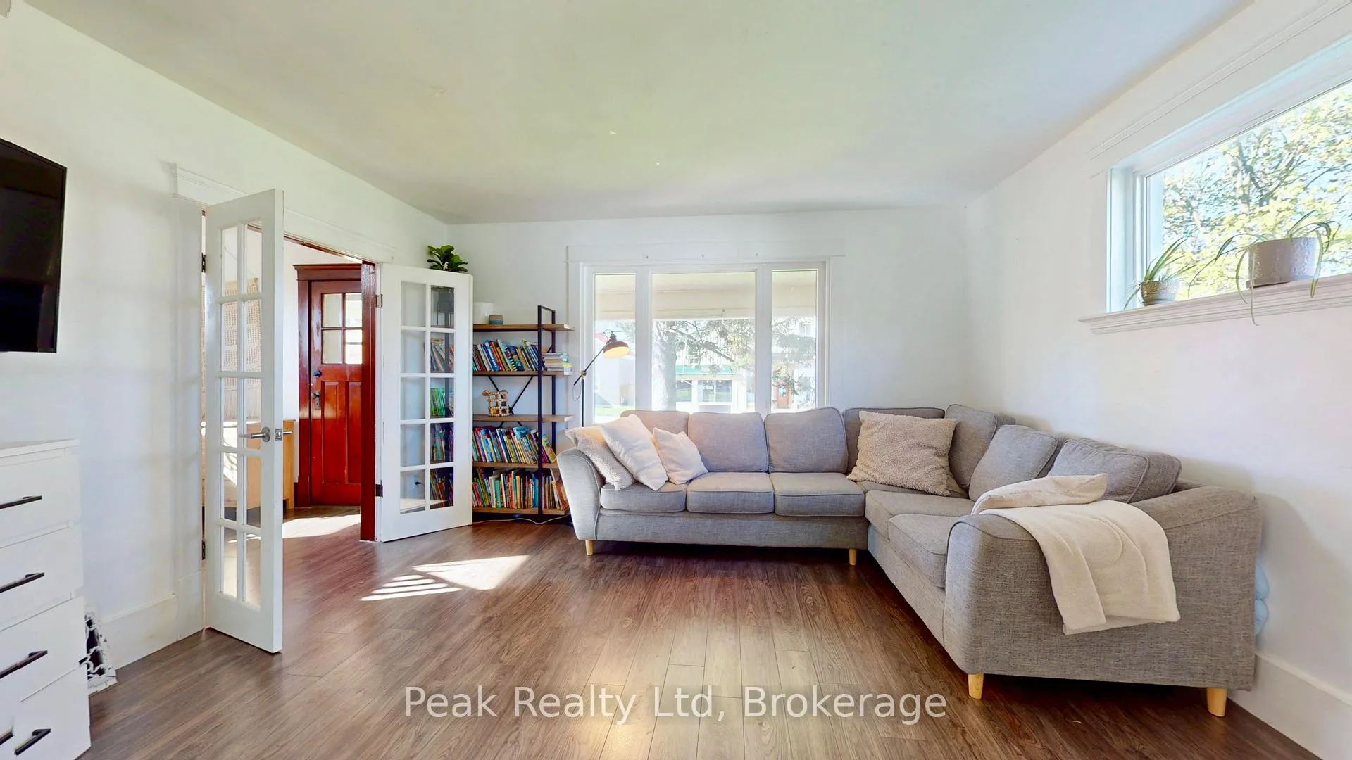 Photo 11 of 236 Huron Road, Perth South, Sebringville — HOMEH