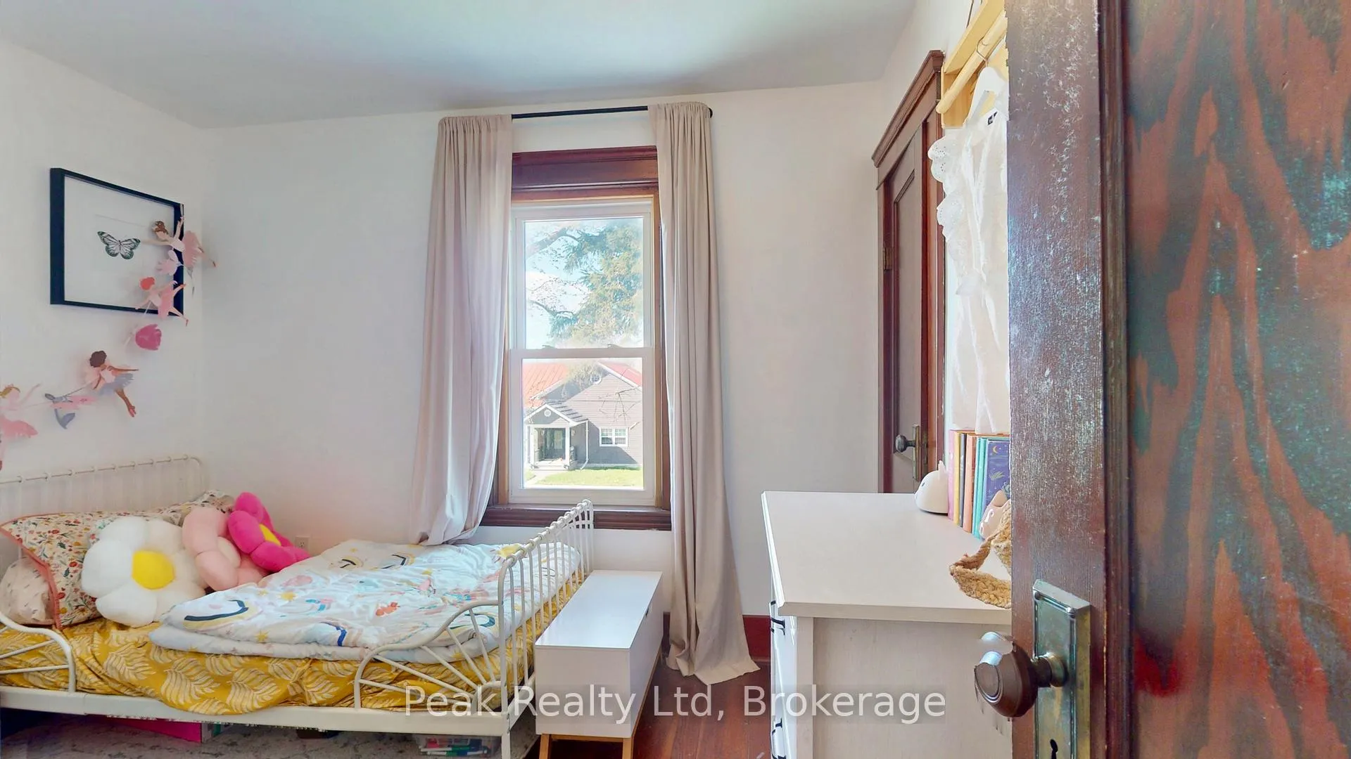 Photo 16 of 236 Huron Road, Perth South, Sebringville — HOMEH