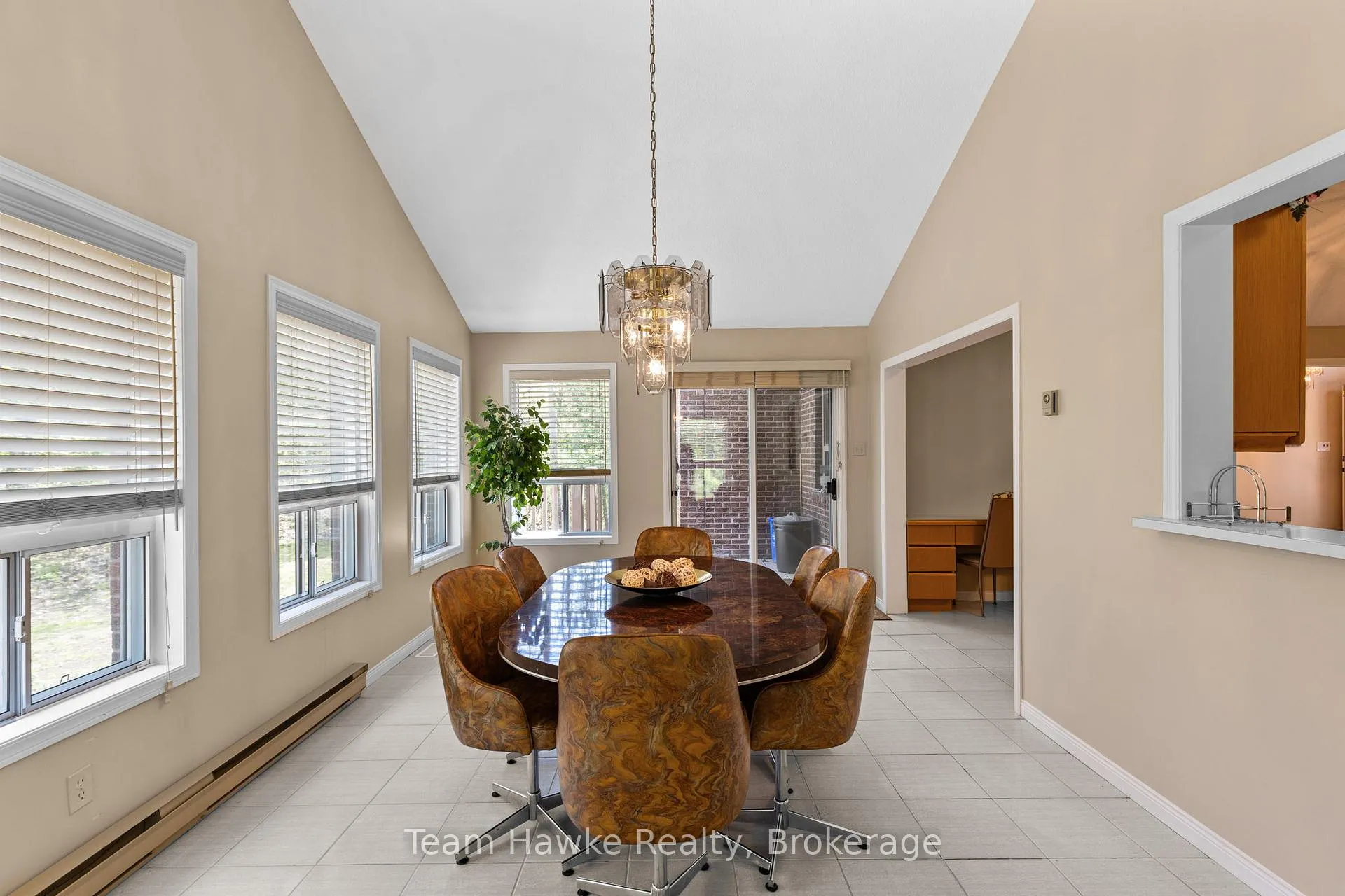 Photo 10 of 2253 Tiny Beaches Road S, Tiny, Rural Tiny — HOMEH