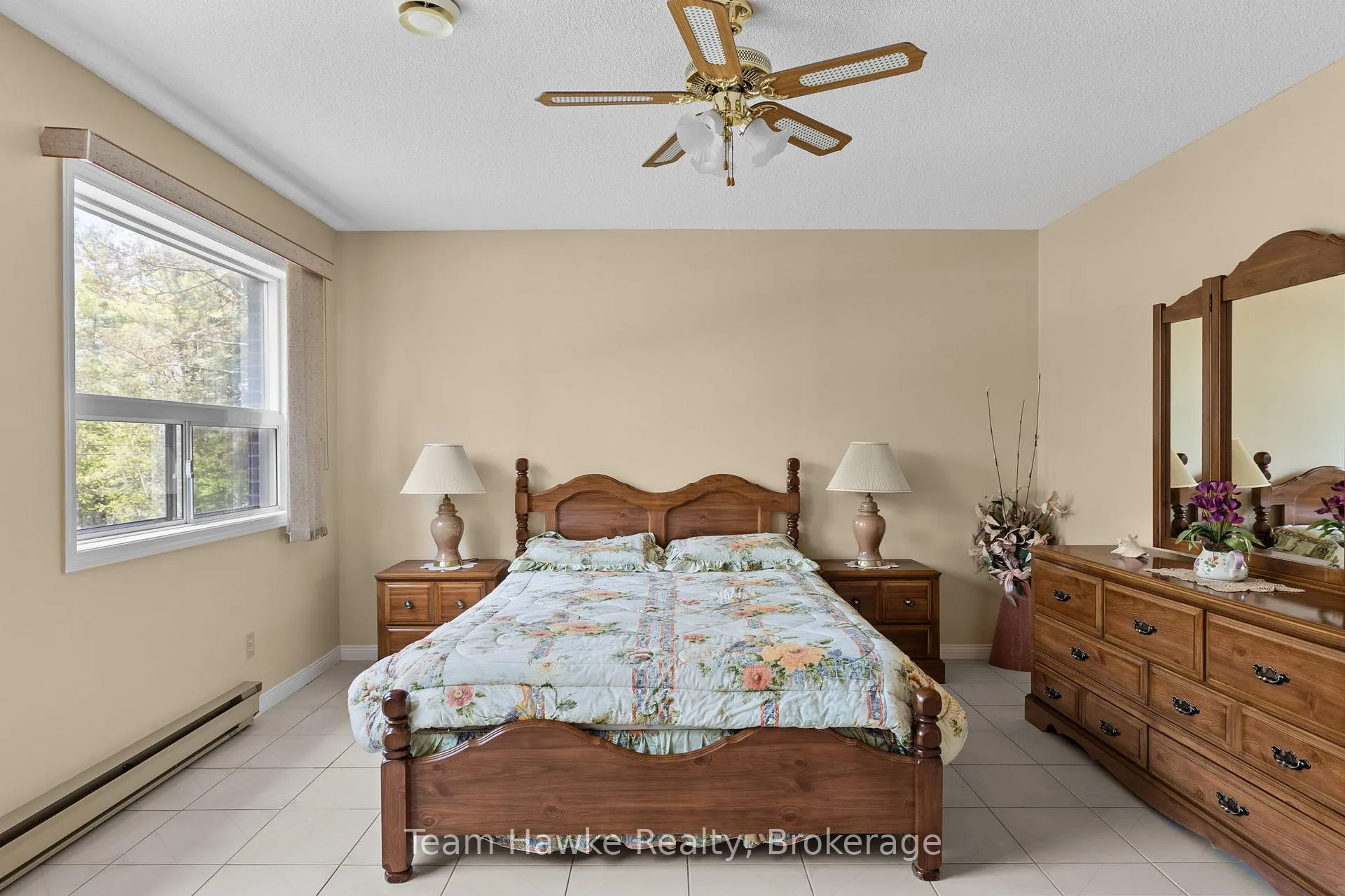Photo 15 of 2253 Tiny Beaches Road S, Tiny, Rural Tiny — HOMEH
