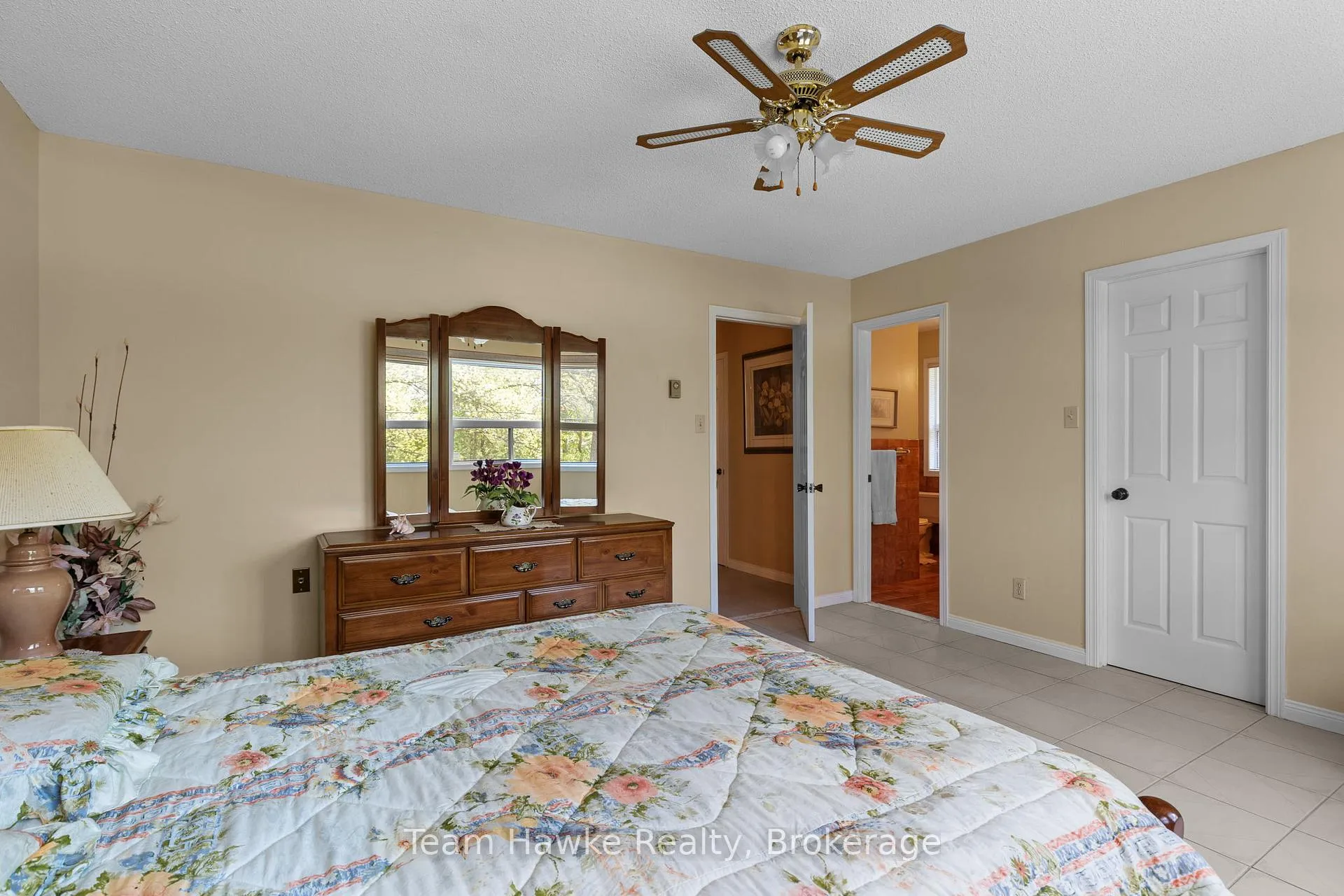 Photo 16 of 2253 Tiny Beaches Road S, Tiny, Rural Tiny — HOMEH