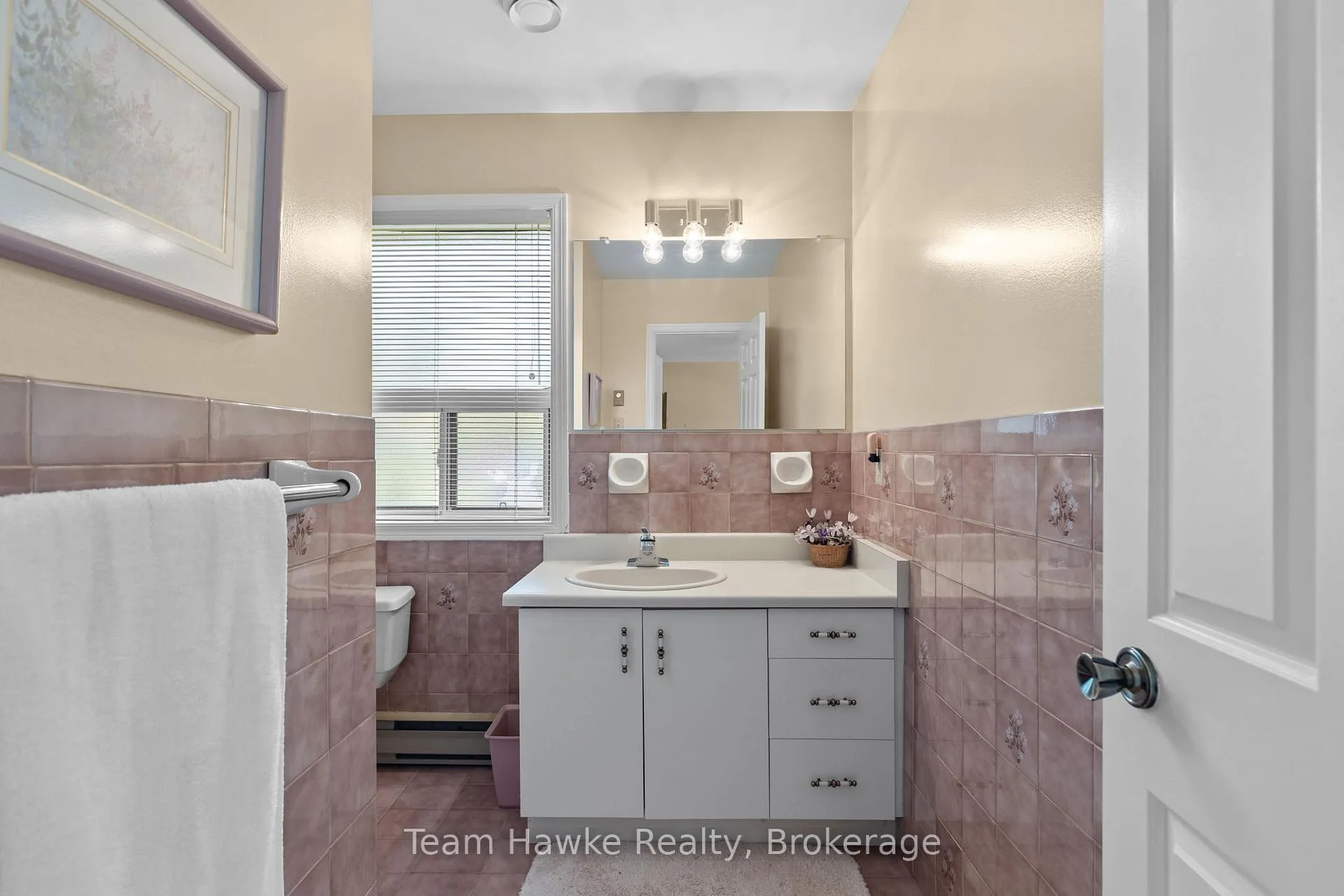 Photo 17 of 2253 Tiny Beaches Road S, Tiny, Rural Tiny — HOMEH