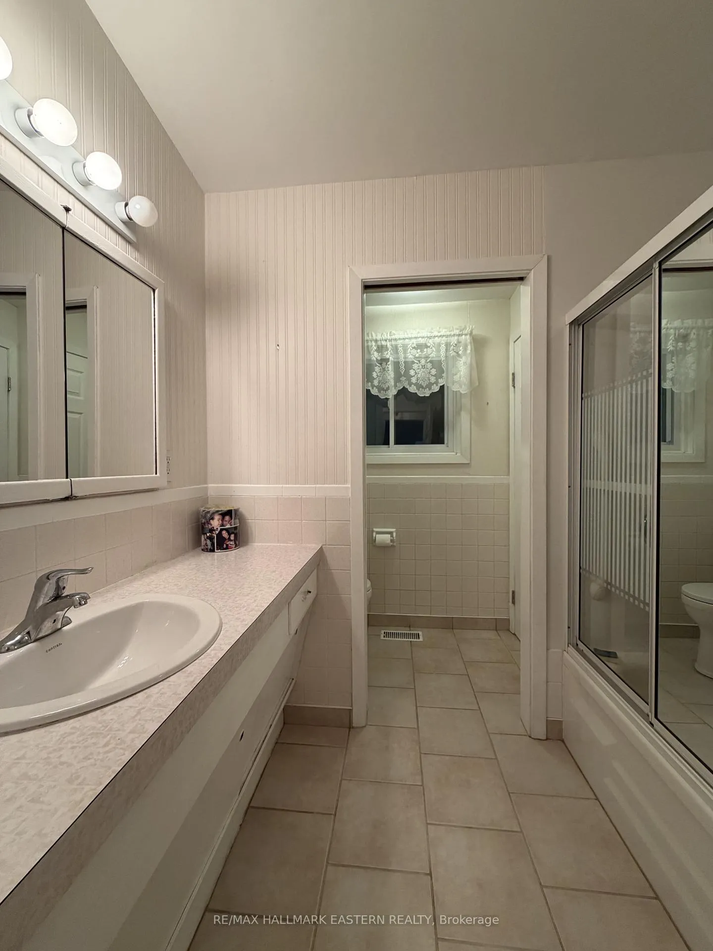 Photo 14 of 276 Greenlawn Avenue, Peterborough, Northcrest Ward 5 — HOMEH