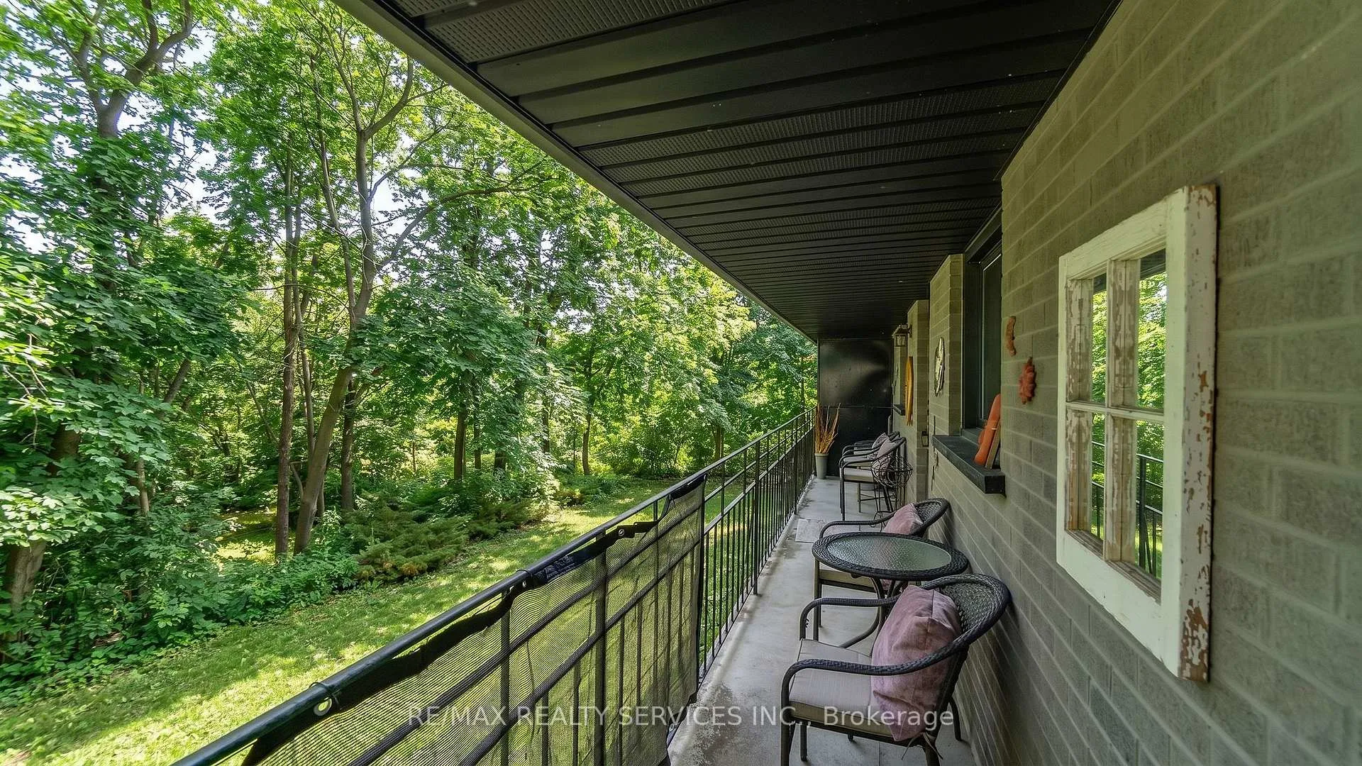 Photo 26 of Unit 2, 402 Elizabeth Street, Grimsby, Grimsby Beach — HOMEH
