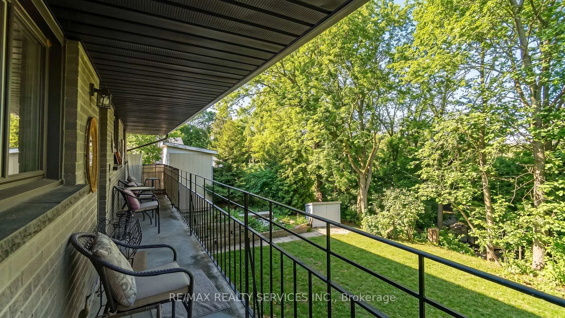 Photo 27 of Unit 2, 402 Elizabeth Street, Grimsby, Grimsby Beach — HOMEH