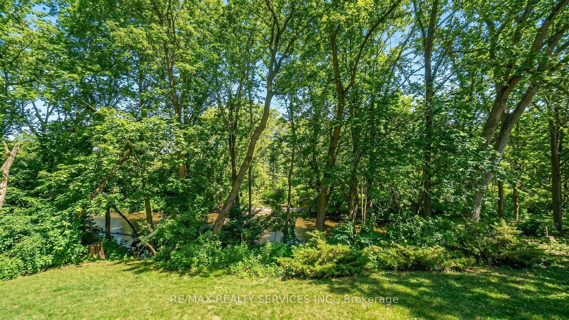 Photo 28 of Unit 2, 402 Elizabeth Street, Grimsby, Grimsby Beach — HOMEH