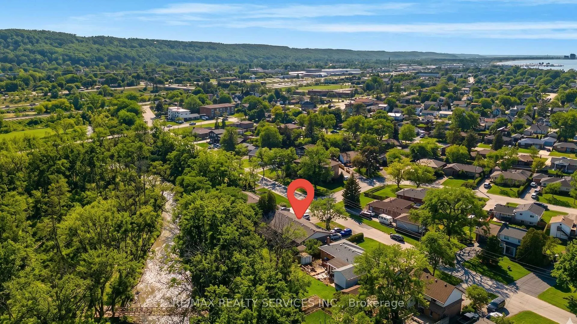 Photo 33 of Unit 2, 402 Elizabeth Street, Grimsby, Grimsby Beach — HOMEH