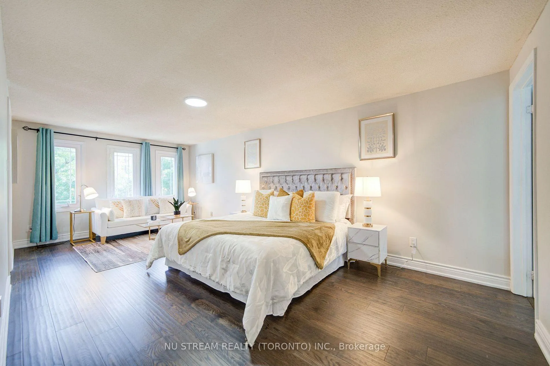 Photo 9 of 58 Elson Street, Markham, Middlefield — HOMEH
