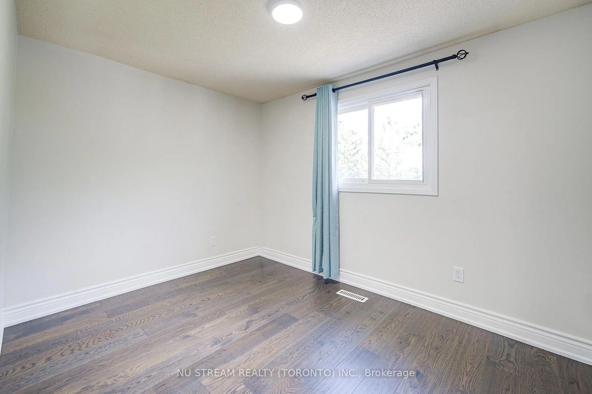 Photo 14 of 58 Elson Street, Markham, Middlefield — HOMEH
