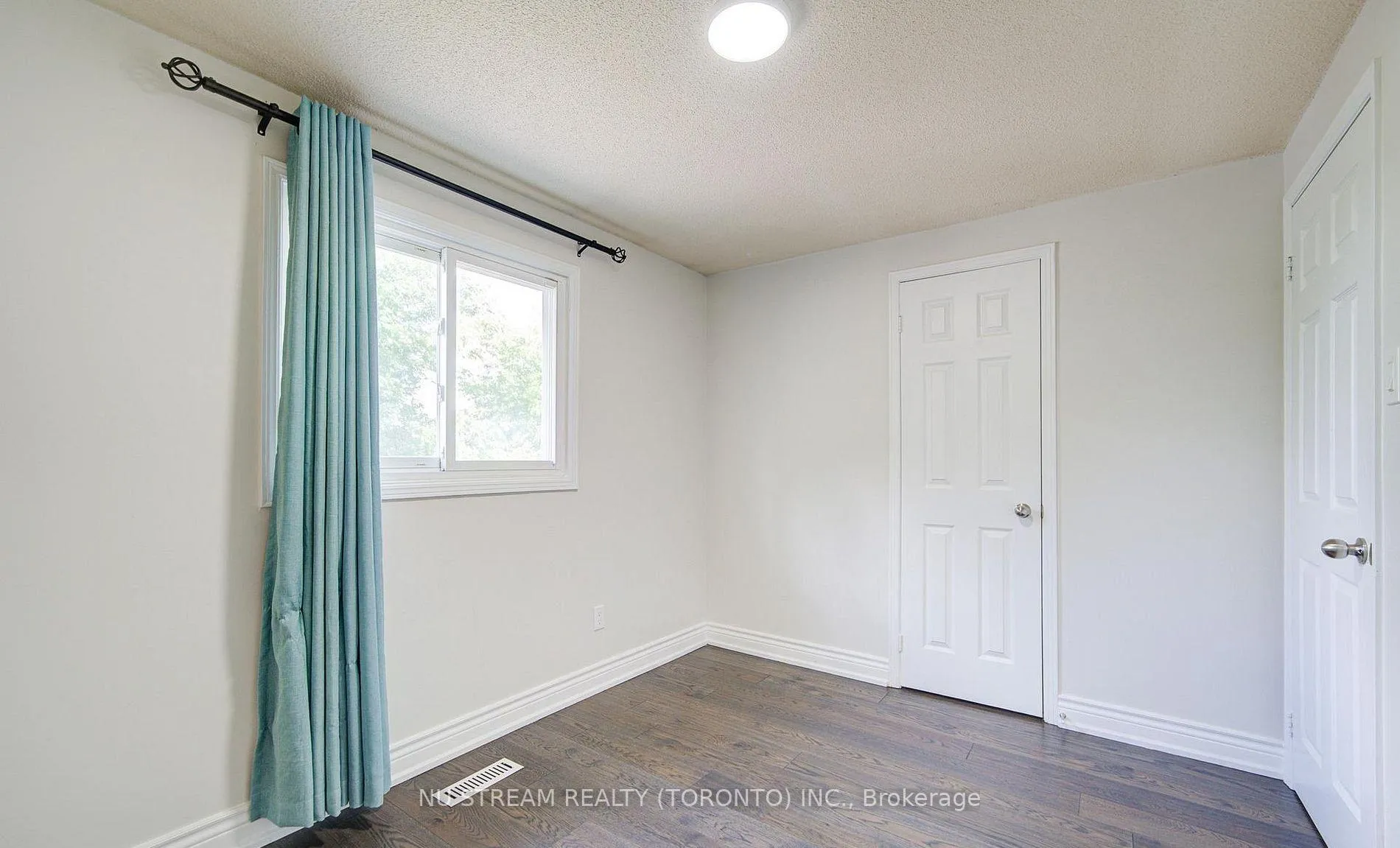 Photo 15 of 58 Elson Street, Markham, Middlefield — HOMEH