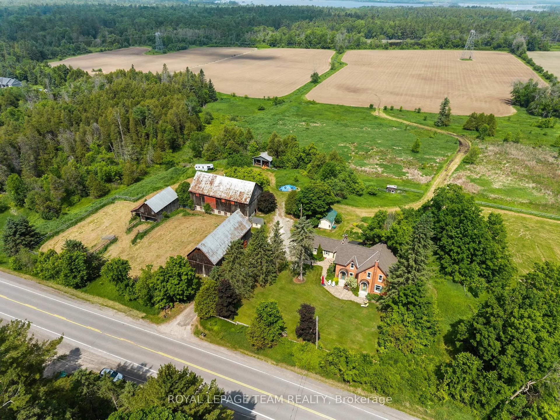 Photo 2 of 2553 Galetta Side Road, Ottawa, Fitzroy — HOMEH