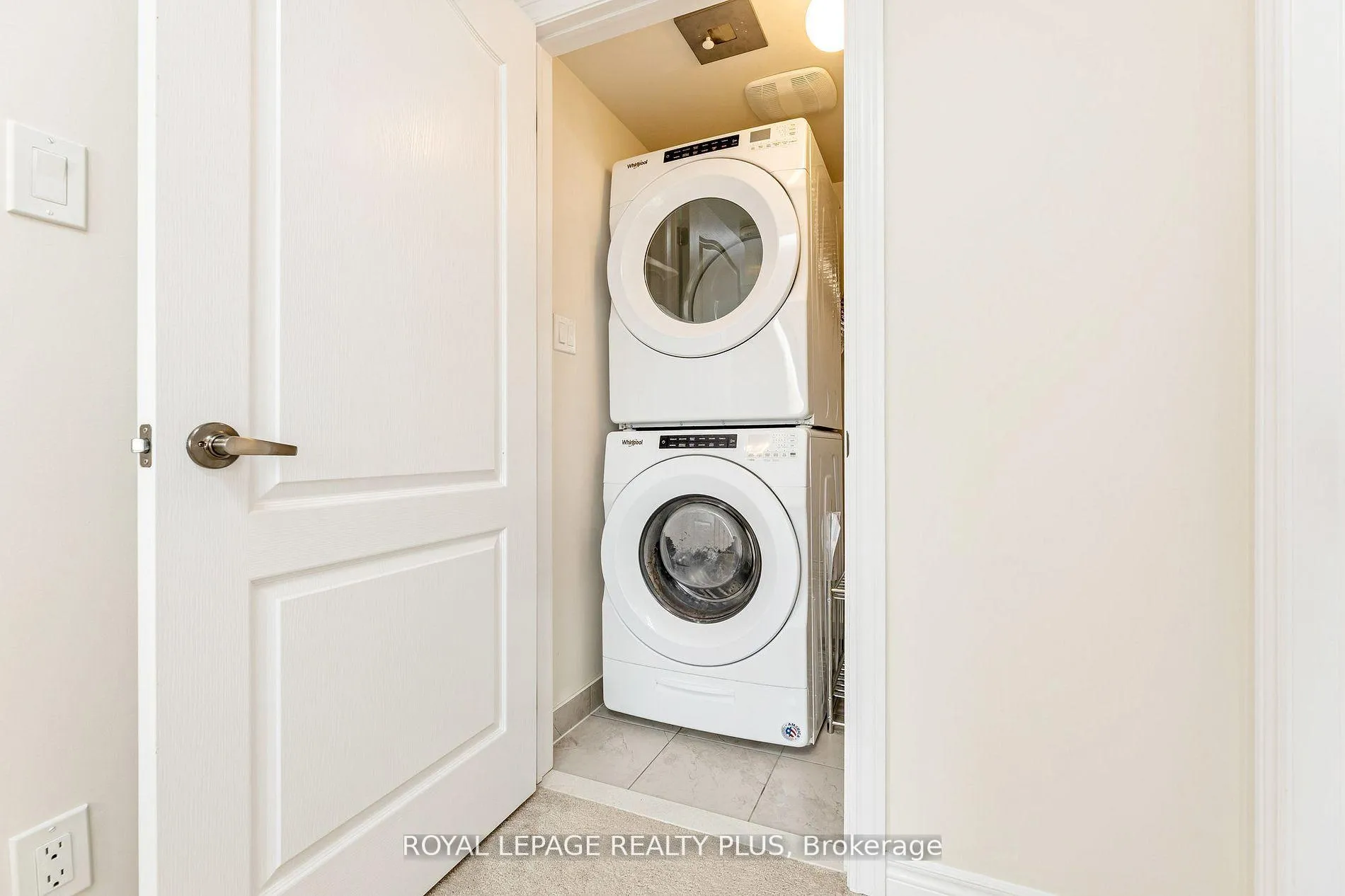 Photo 28 of Unit 1, 120 Watson Parkway N, Guelph, Grange Road — HOMEH