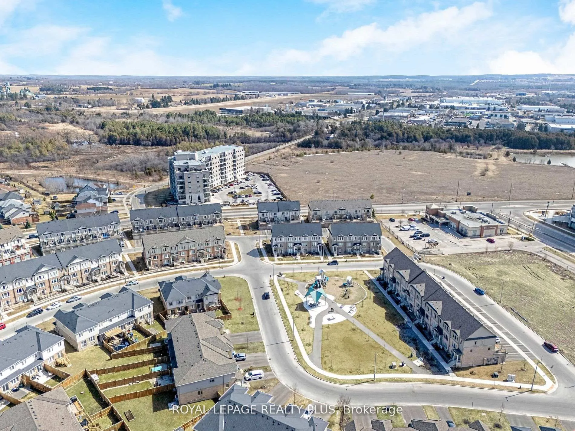 Photo 36 of Unit 1, 120 Watson Parkway N, Guelph, Grange Road — HOMEH