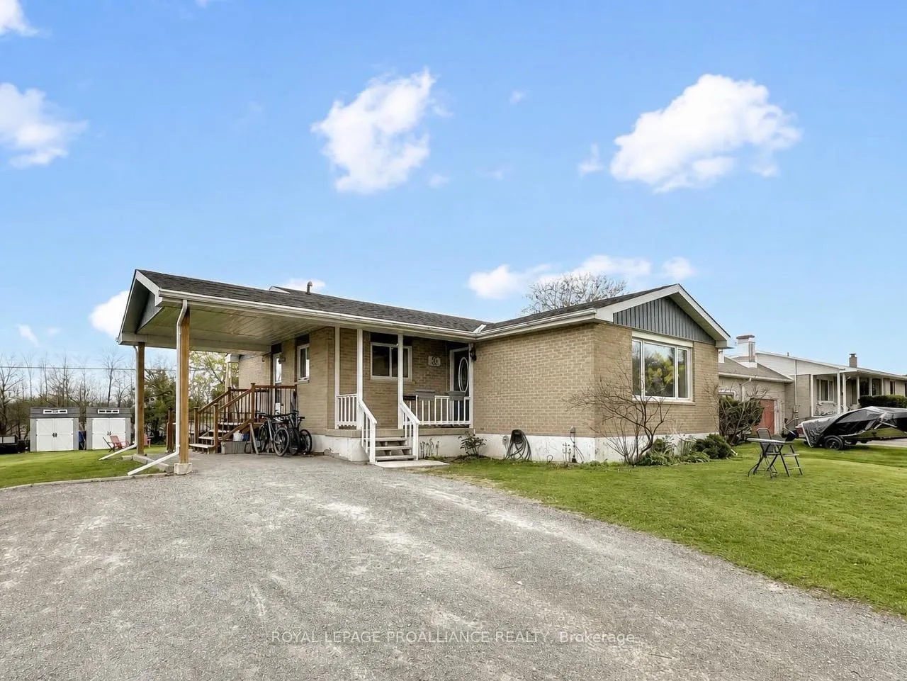 Photo 2 of 60 Catalina Drive, Quinte West, Sidney Ward — HOMEH