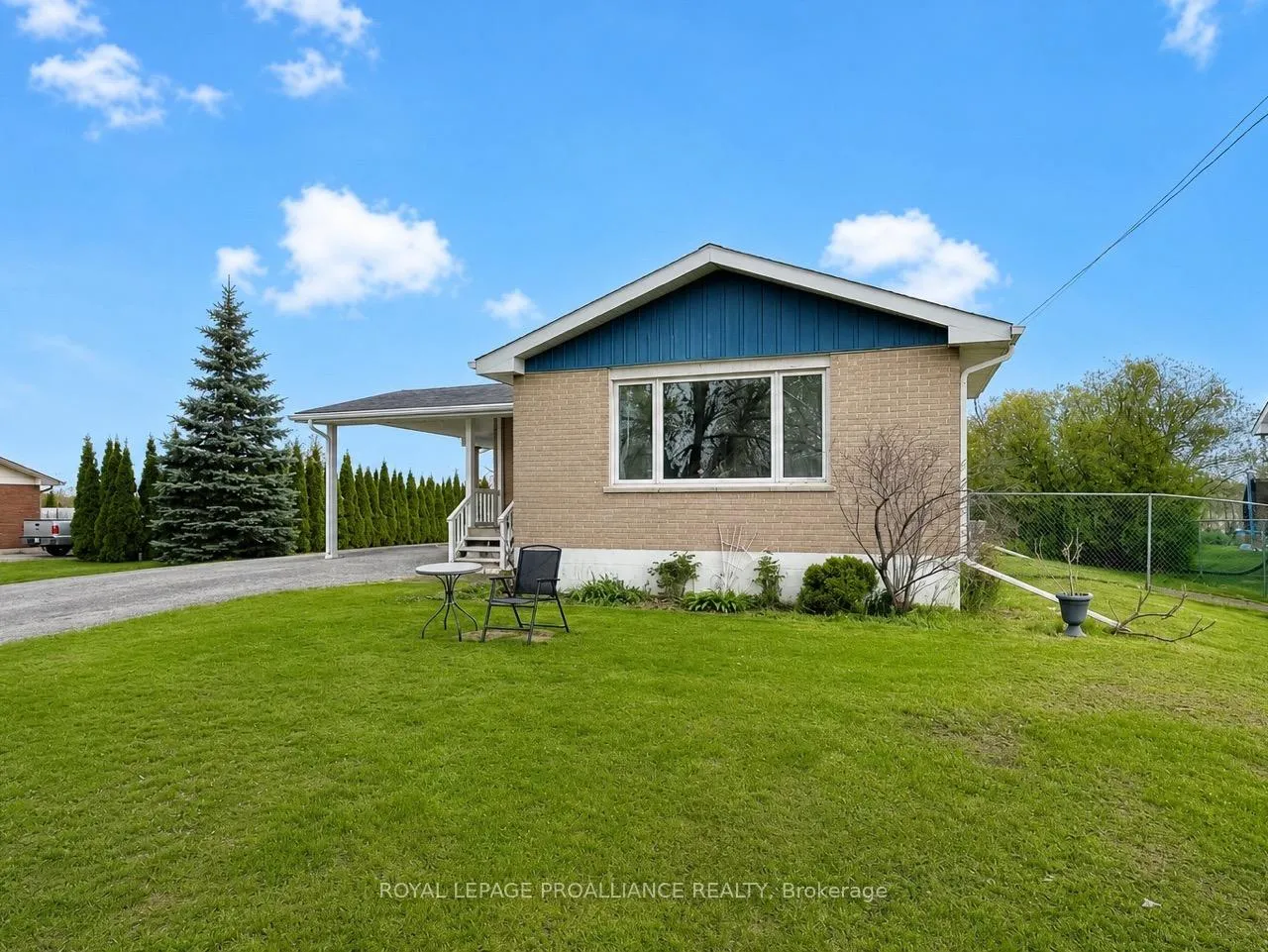 Photo 3 of 60 Catalina Drive, Quinte West, Sidney Ward — HOMEH