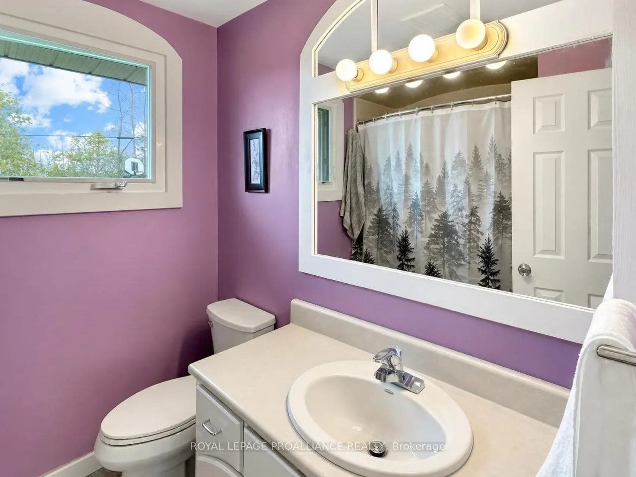 Photo 18 of 60 Catalina Drive, Quinte West, Sidney Ward — HOMEH