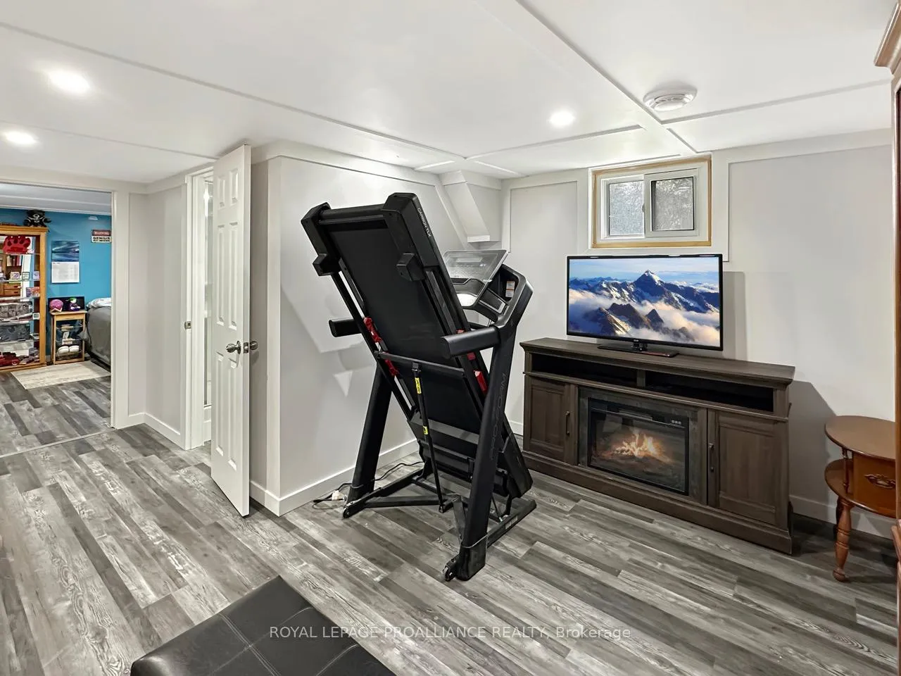 Photo 20 of 60 Catalina Drive, Quinte West, Sidney Ward — HOMEH