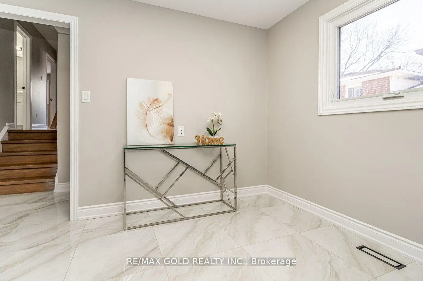 Photo 17 of 48 Malcolm Crescent, Brampton, Central Park — HOMEH