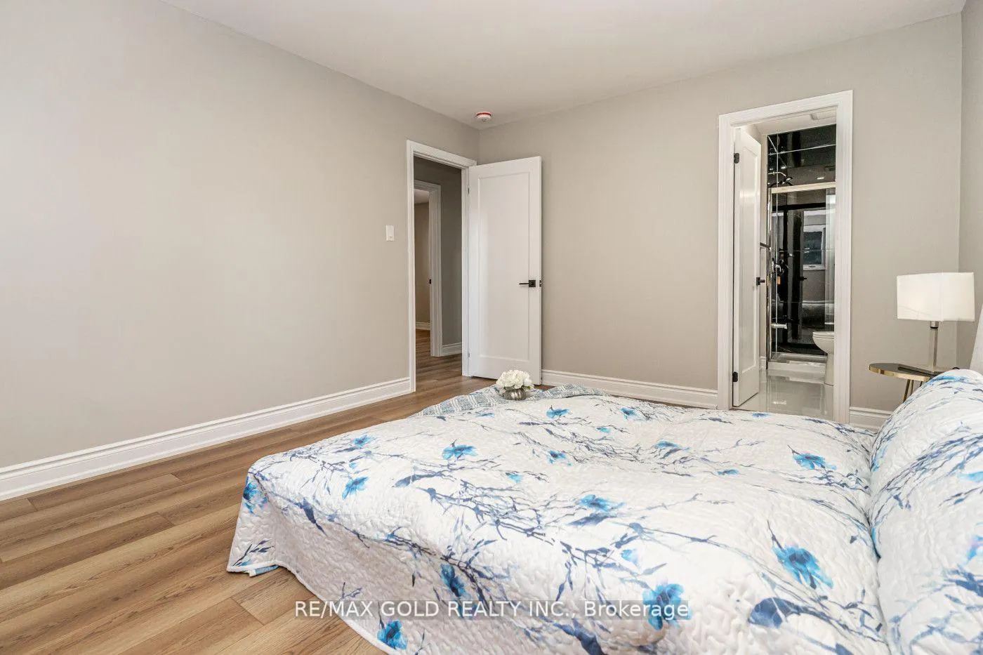 Photo 22 of 48 Malcolm Crescent, Brampton, Central Park — HOMEH