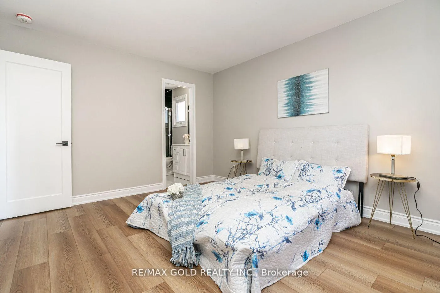 Photo 23 of 48 Malcolm Crescent, Brampton, Central Park — HOMEH