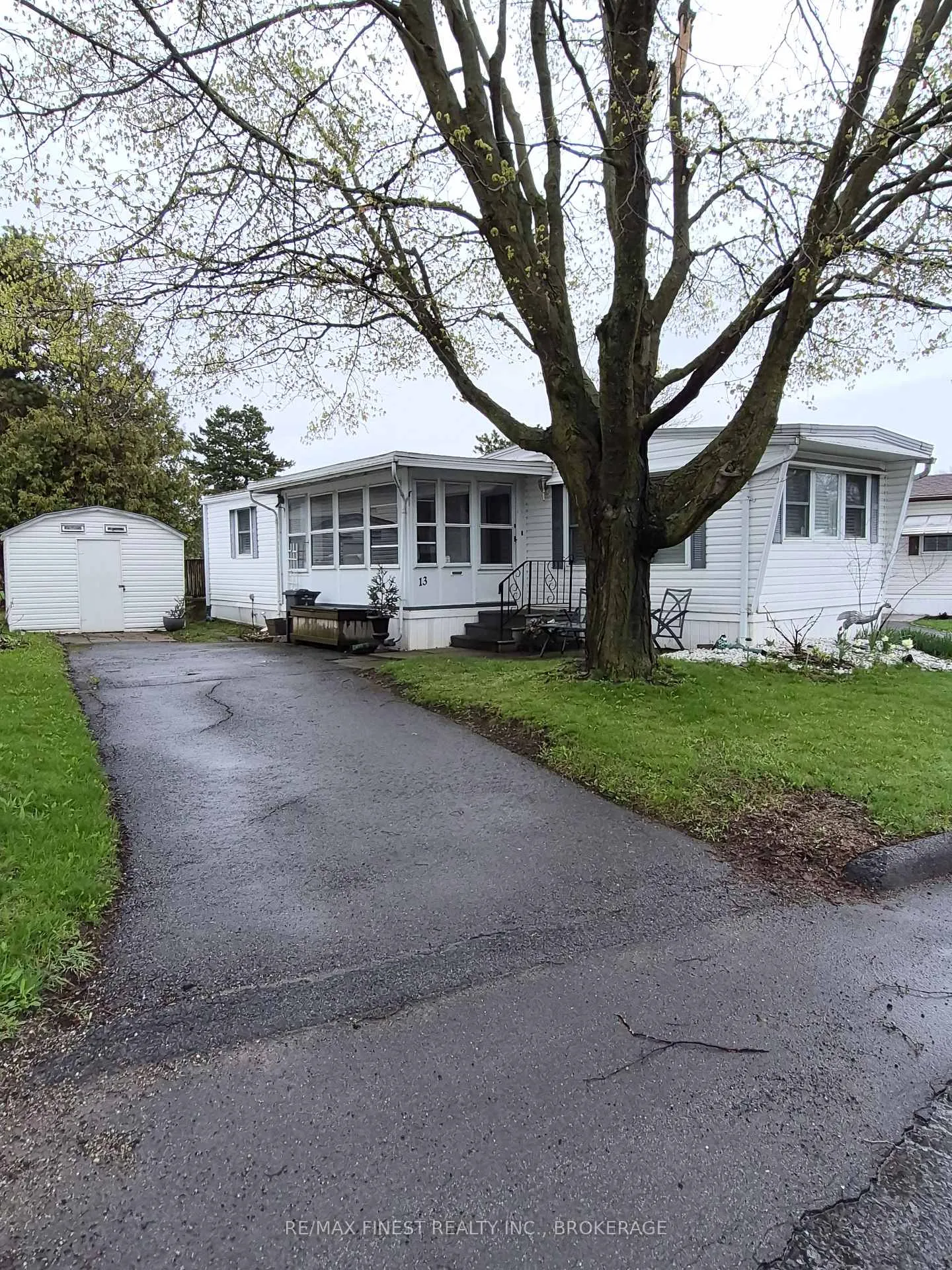 Front of 13 Wentworth Drive