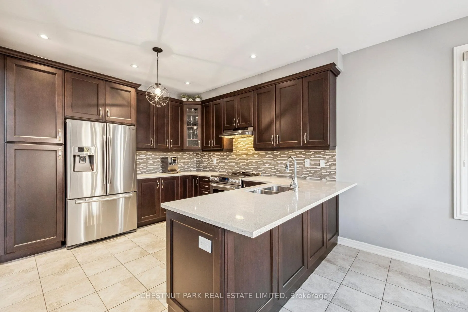 Photo 9 of 67 Hatton Garden Road, Vaughan, Vellore Village — HOMEH