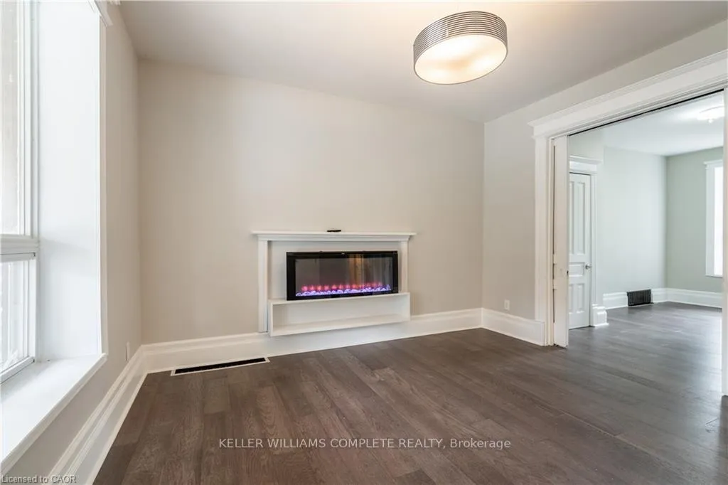 Photo 6 of Unit MAIN, 16 Sherman Avenue S, Hamilton, Gibson — HOMEH