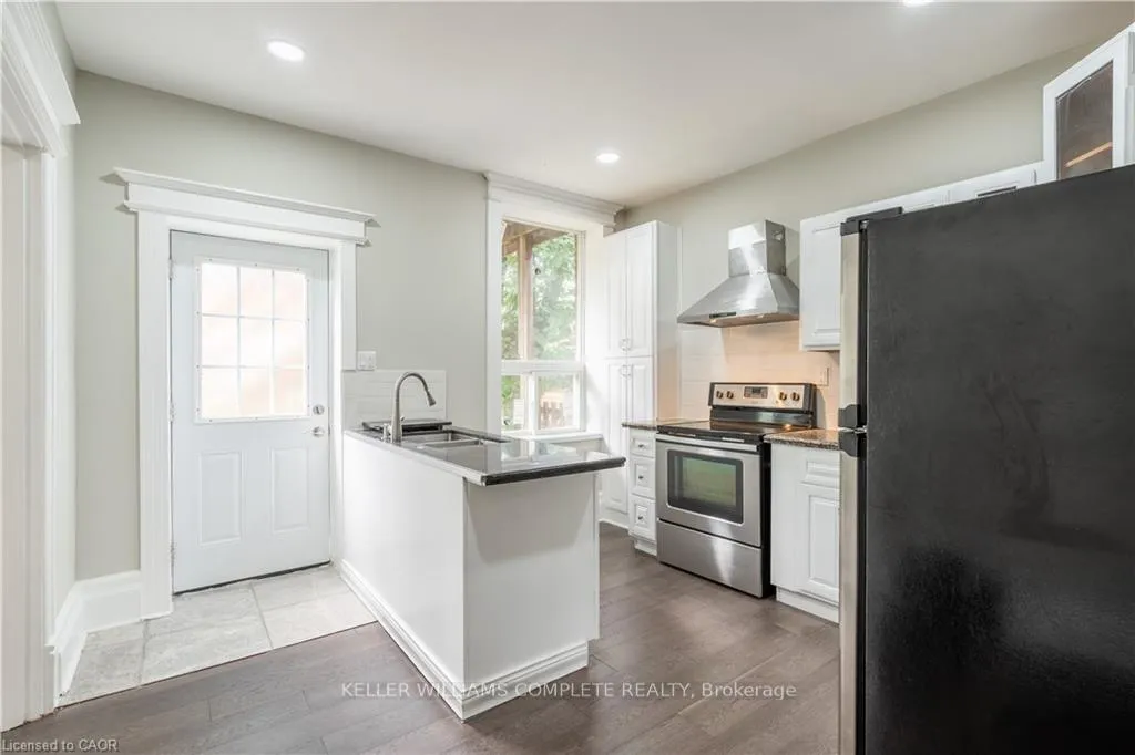 Photo 10 of Unit MAIN, 16 Sherman Avenue S, Hamilton, Gibson — HOMEH