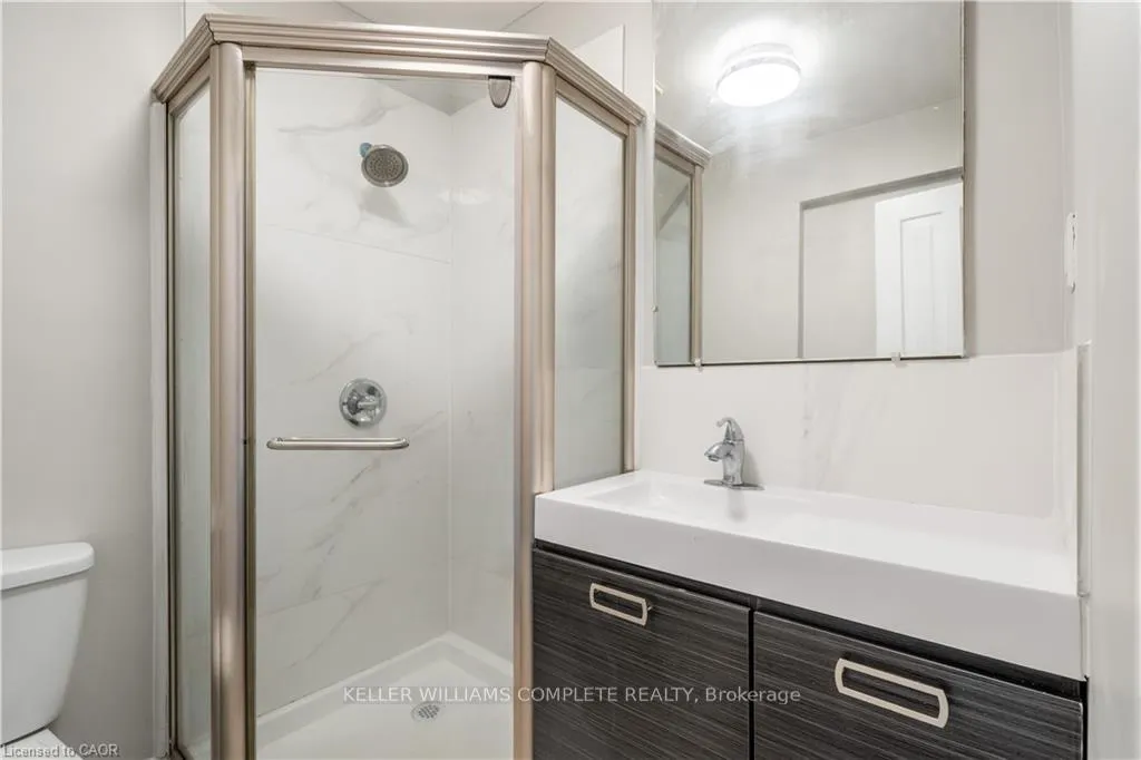Photo 15 of Unit MAIN, 16 Sherman Avenue S, Hamilton, Gibson — HOMEH