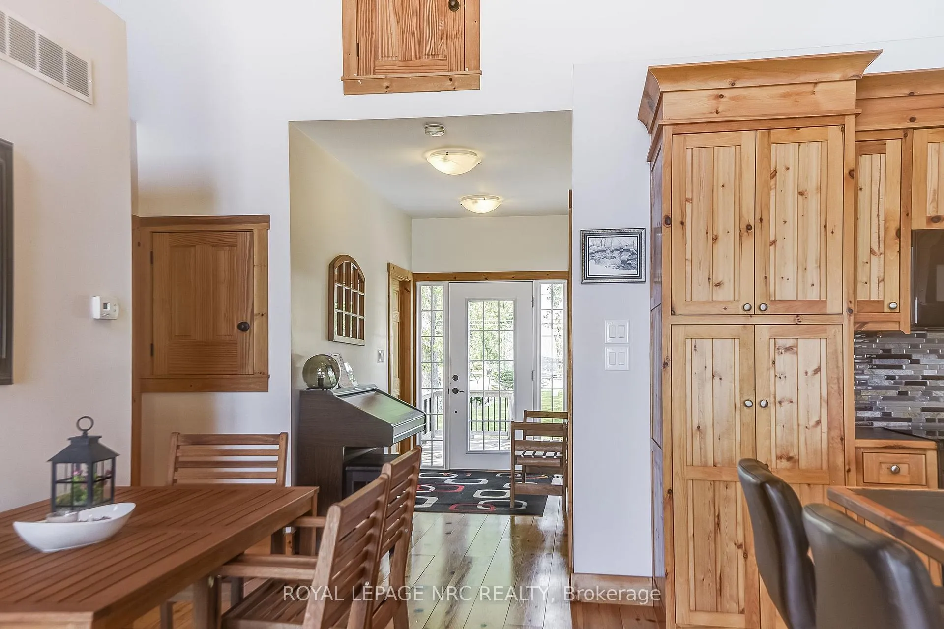 Photo 4 of 10849 Lakeshore Road W, Wainfleet, Lakeshore — HOMEH