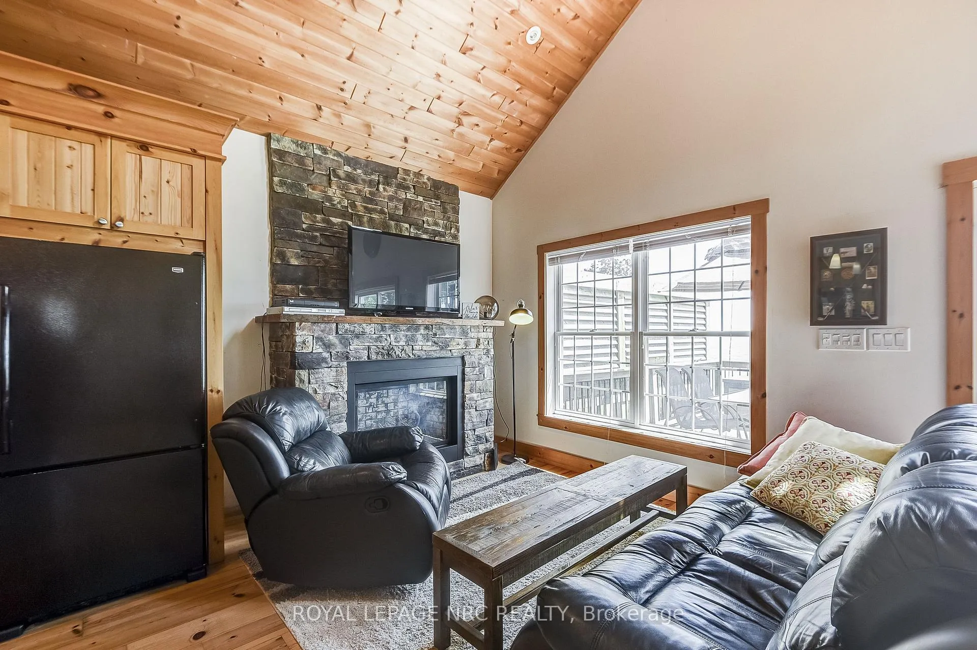Photo 11 of 10849 Lakeshore Road W, Wainfleet, Lakeshore — HOMEH
