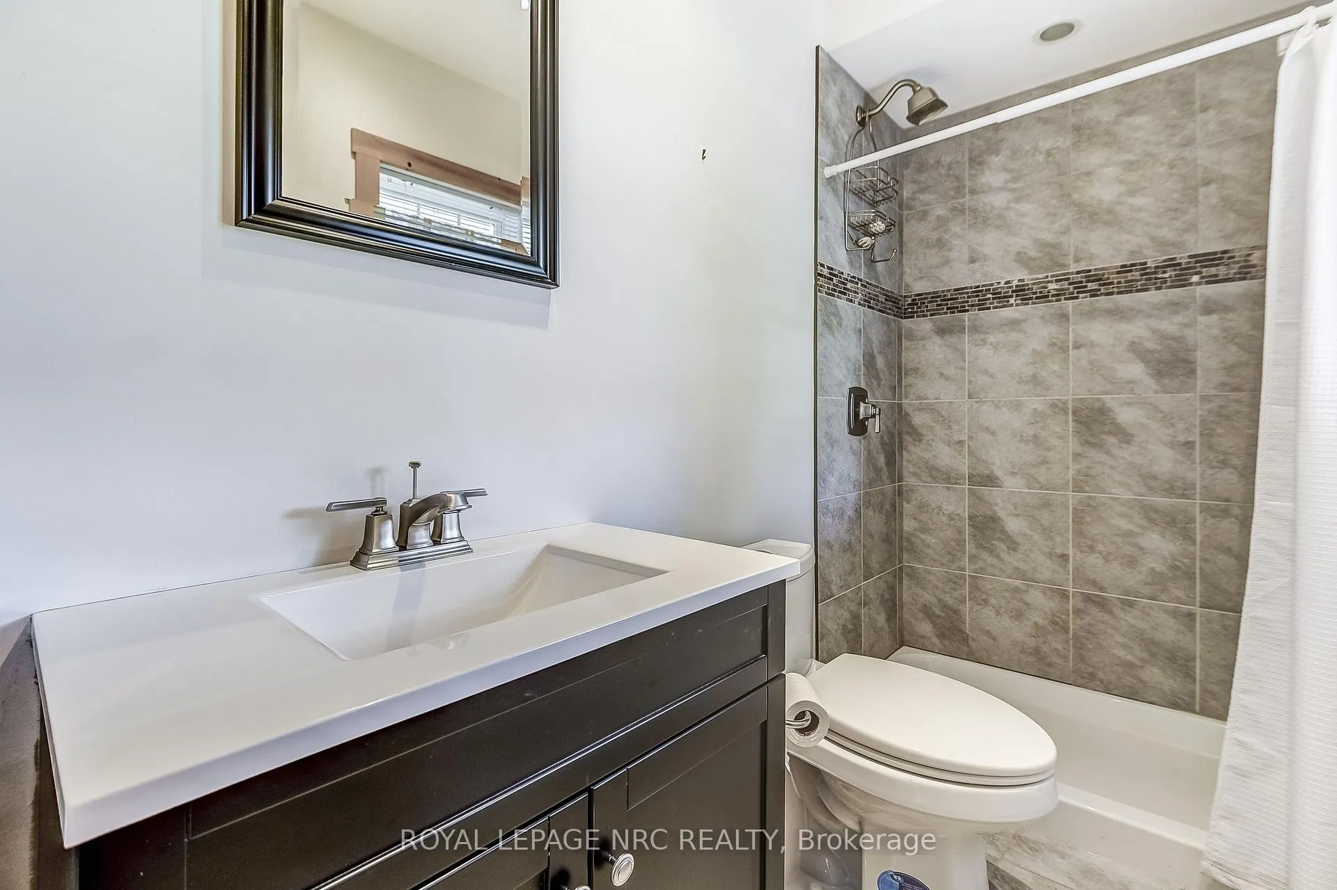Photo 19 of 10849 Lakeshore Road W, Wainfleet, Lakeshore — HOMEH