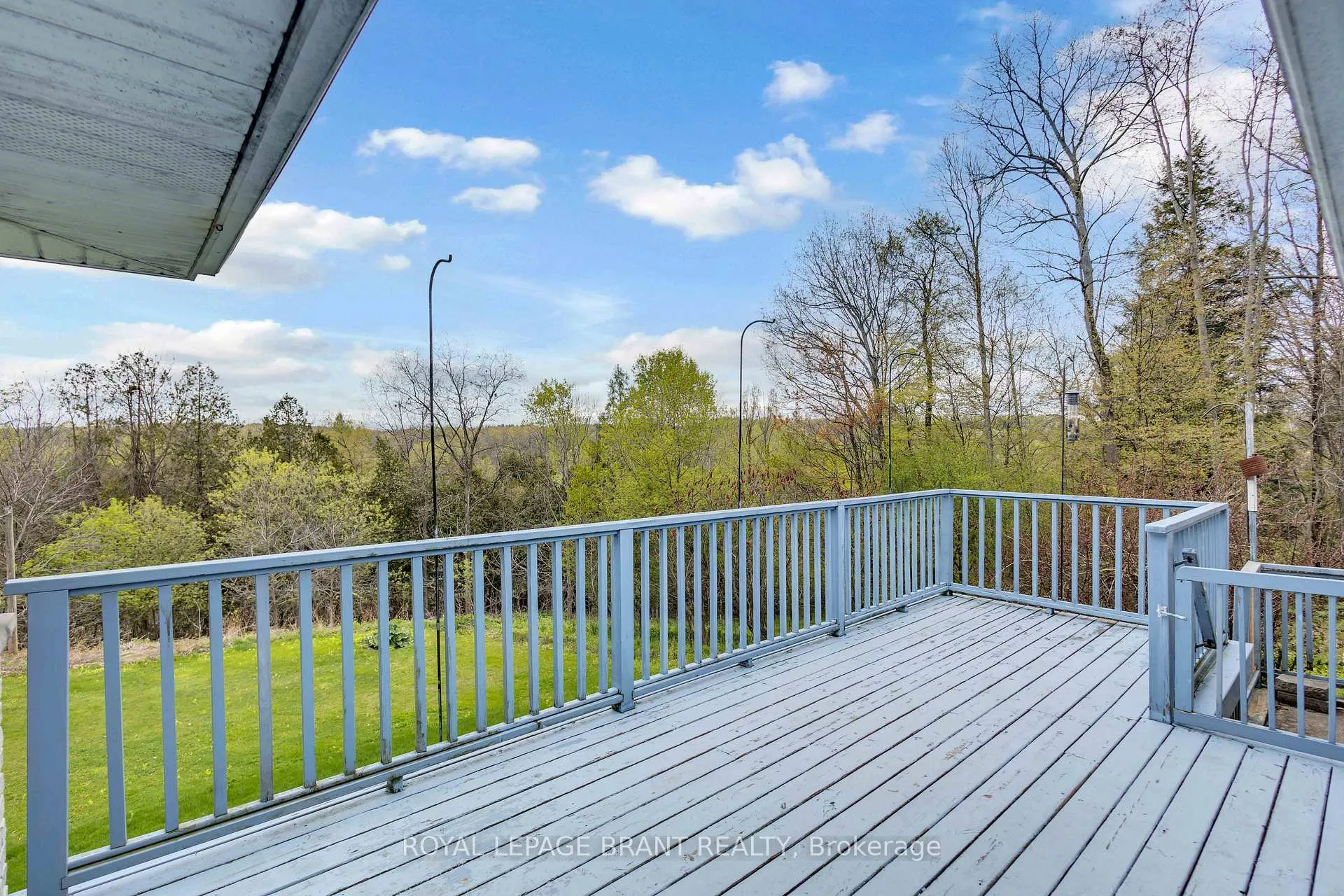 Photo 34 of 10 Burnside Drive, Brant, South Dumfries — HOMEH