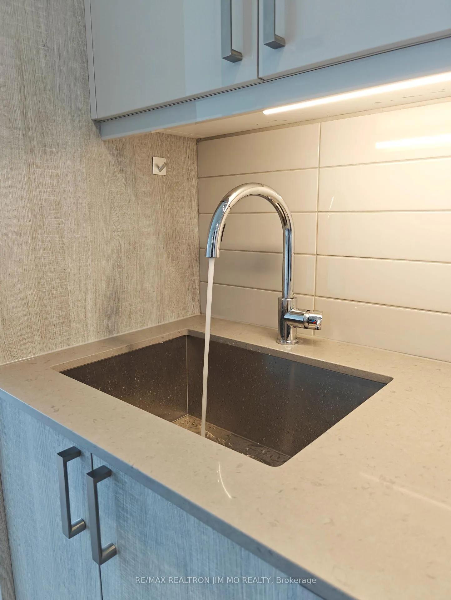 Photo 8 of Unit 2610, 77 Mutual Street, Toronto, Church-Yonge Corridor — HOMEH